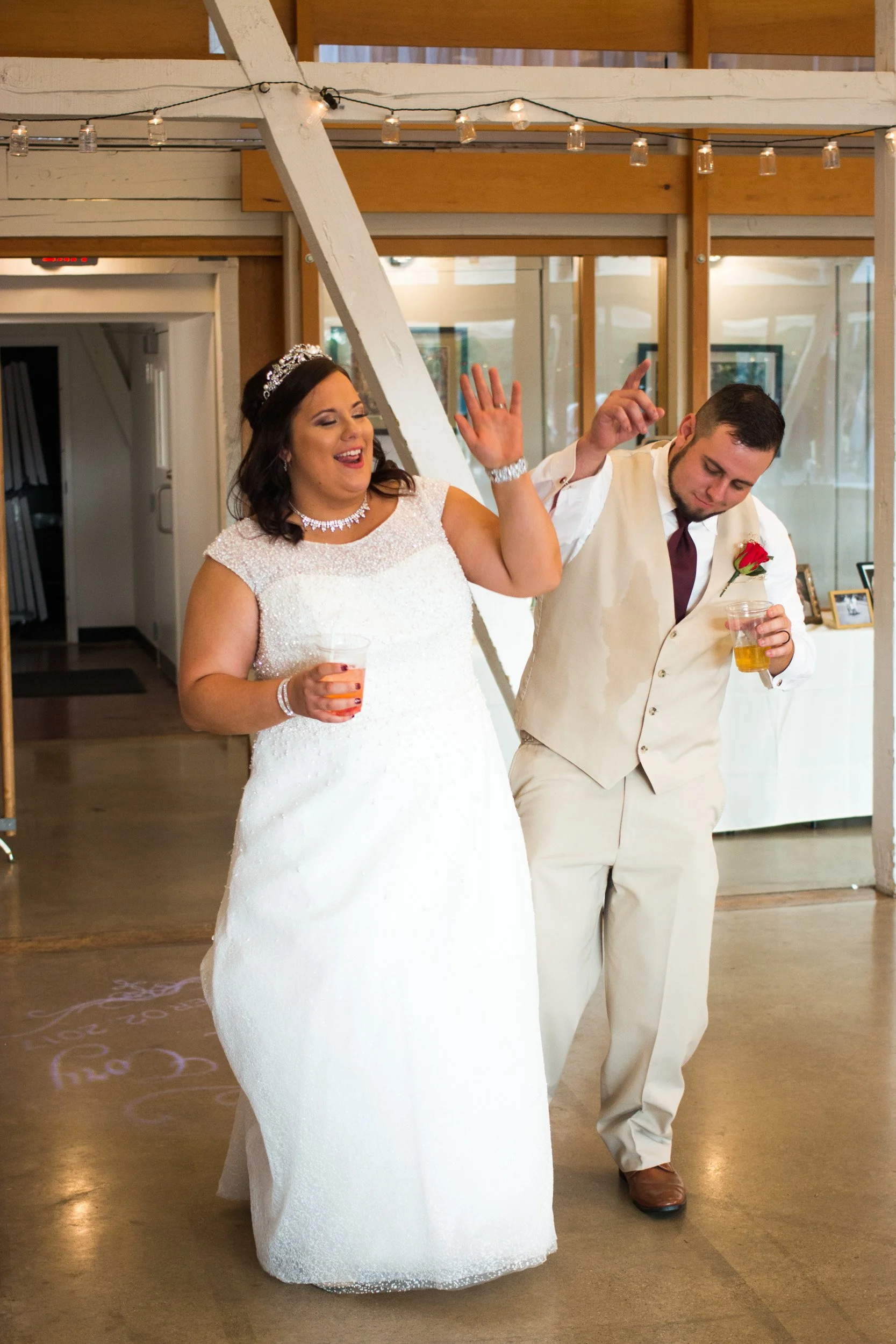 d_e_wedding_couple-175.jpg