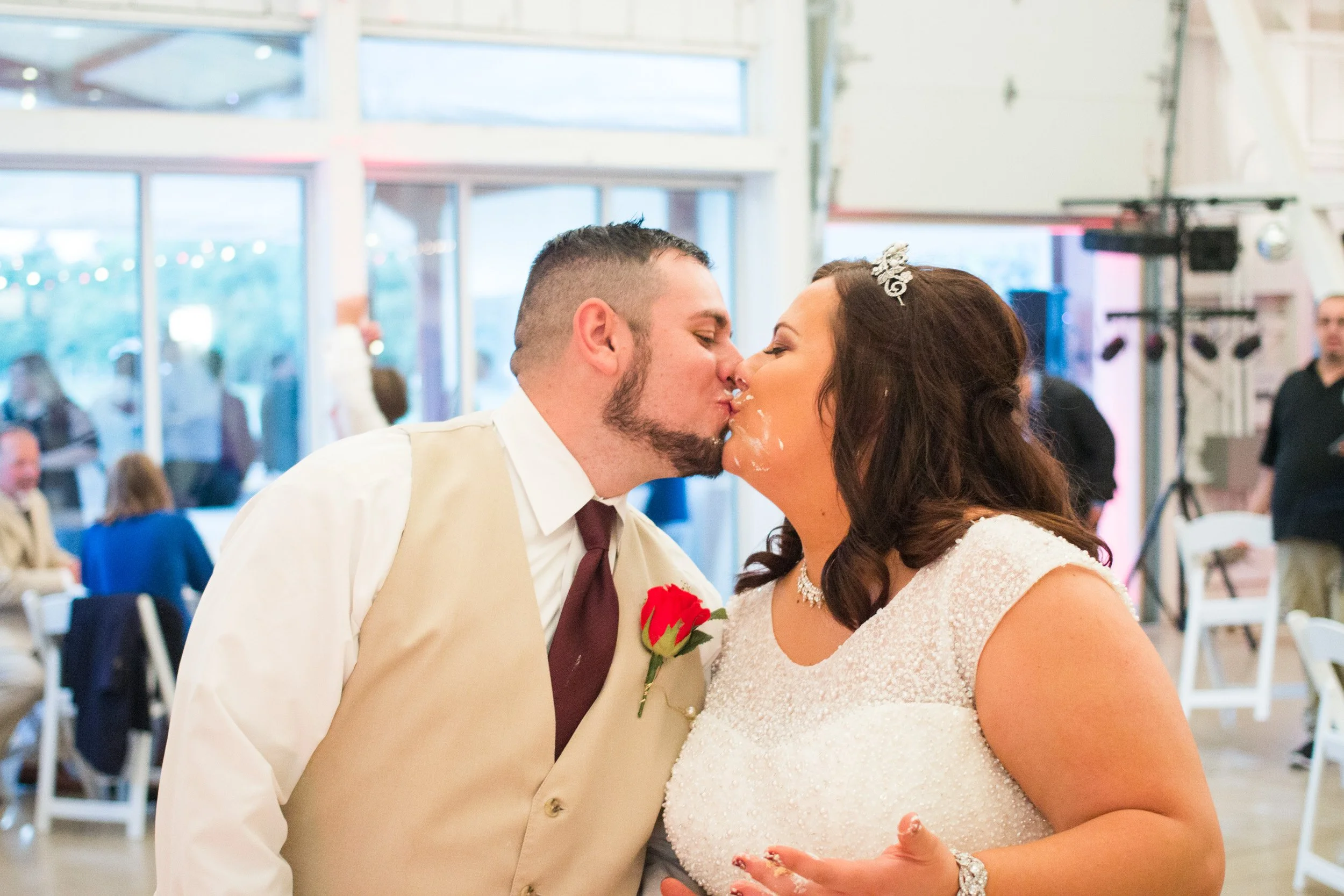 d_e_wedding_couple-248.jpg