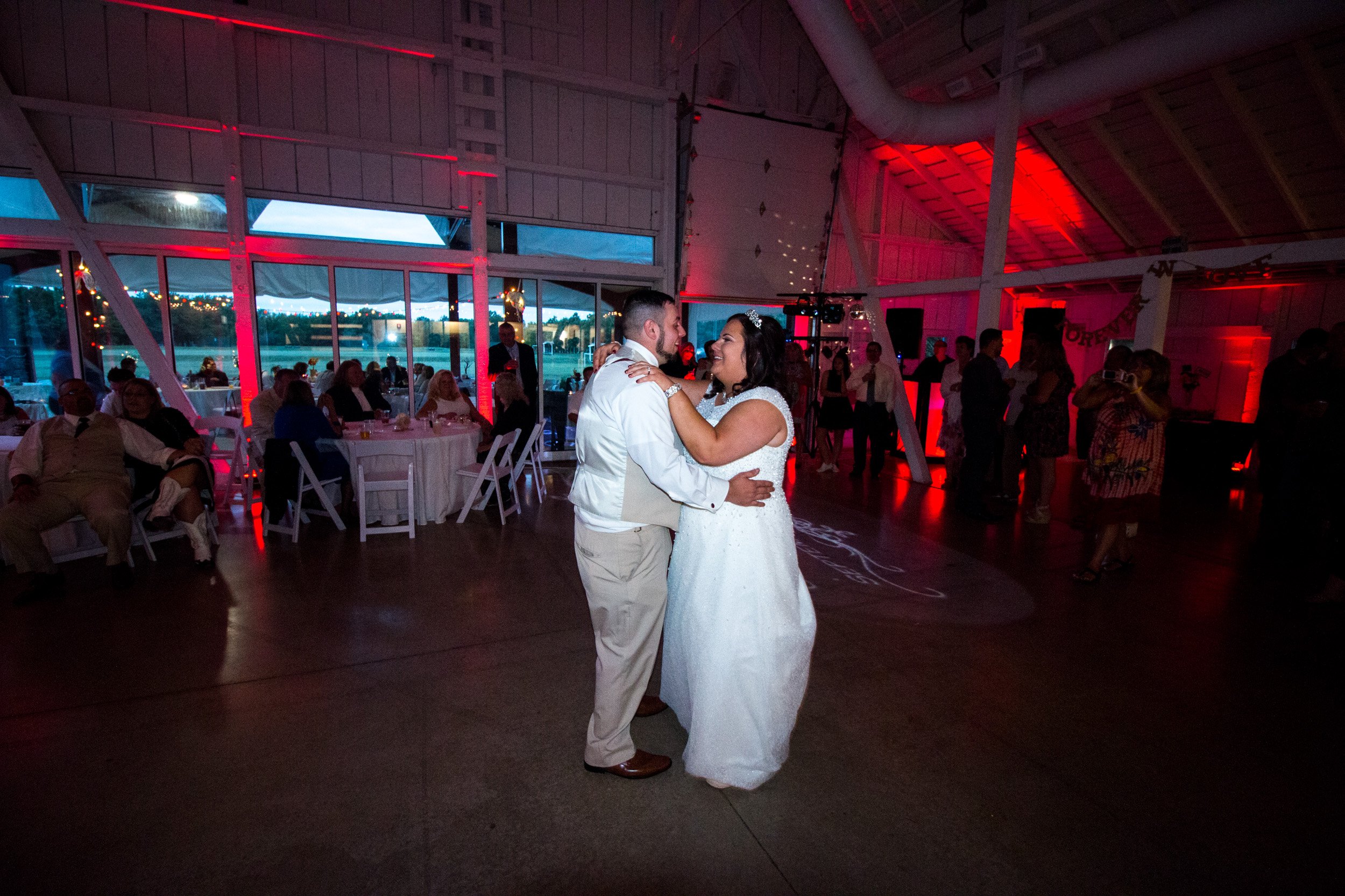 d_e_wedding_couple-285.jpg