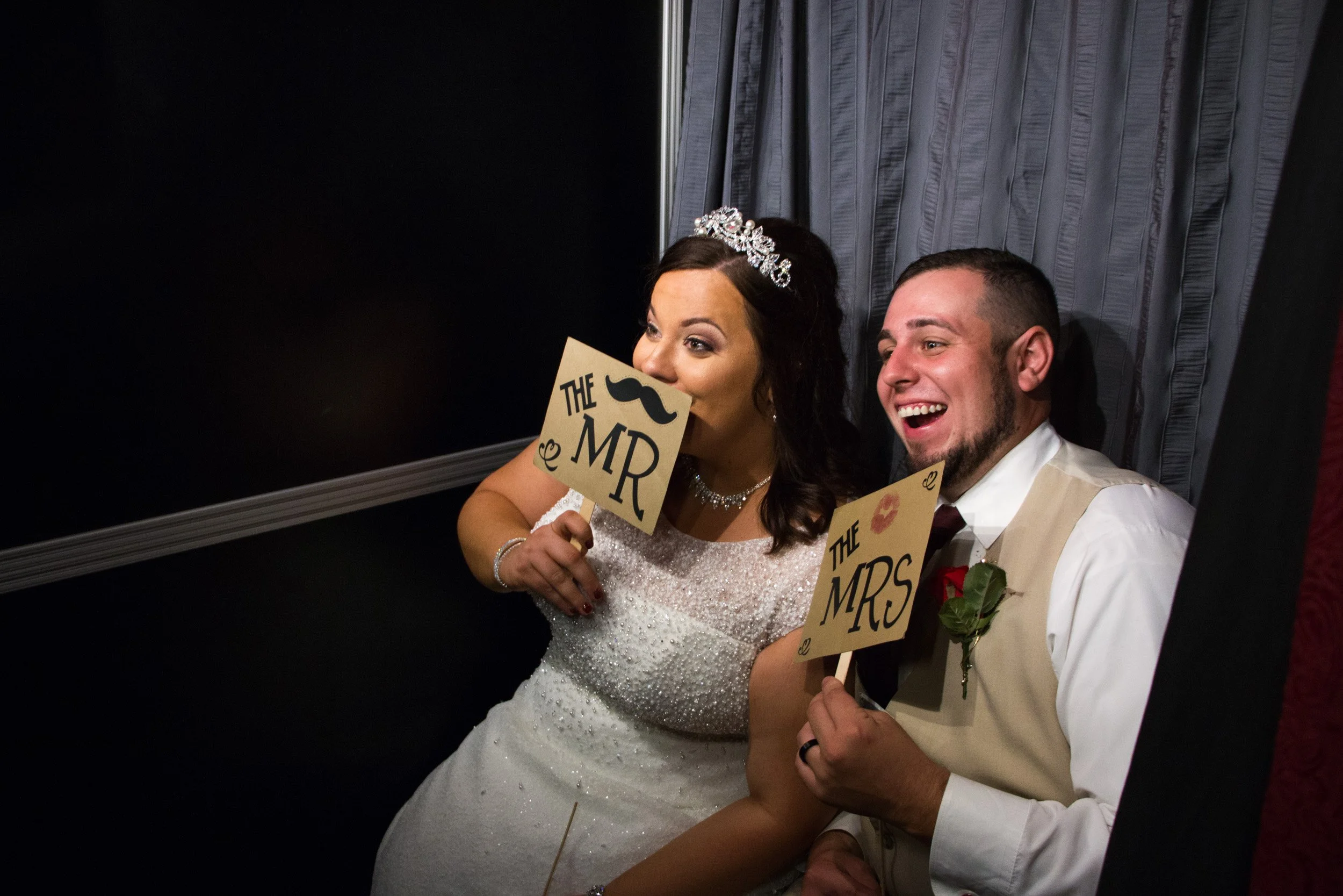 d_e_wedding_couple-290.jpg