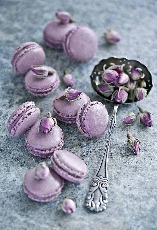 Little Macaron Boxes — 10 Ideas for Lavender Macarons