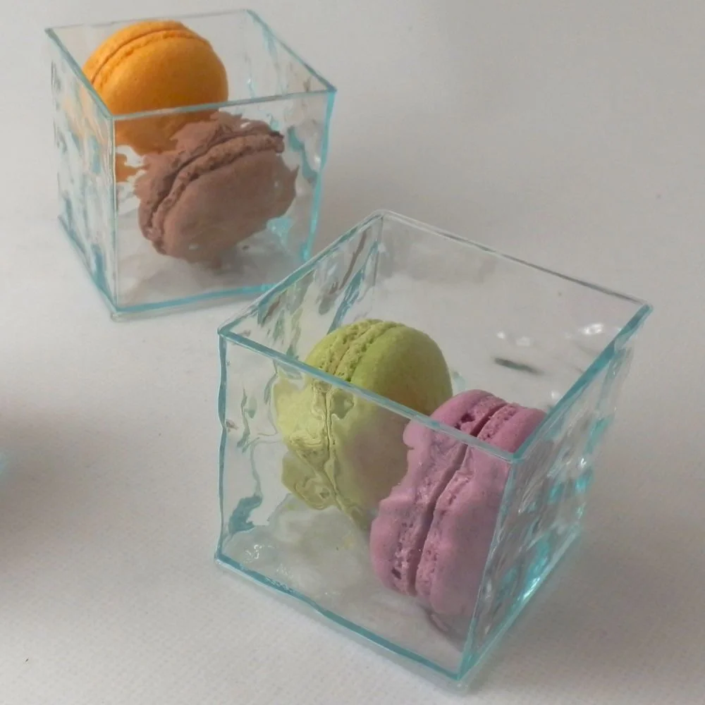 glass-effect-cubes-for-macaroons-1000-3.jpg