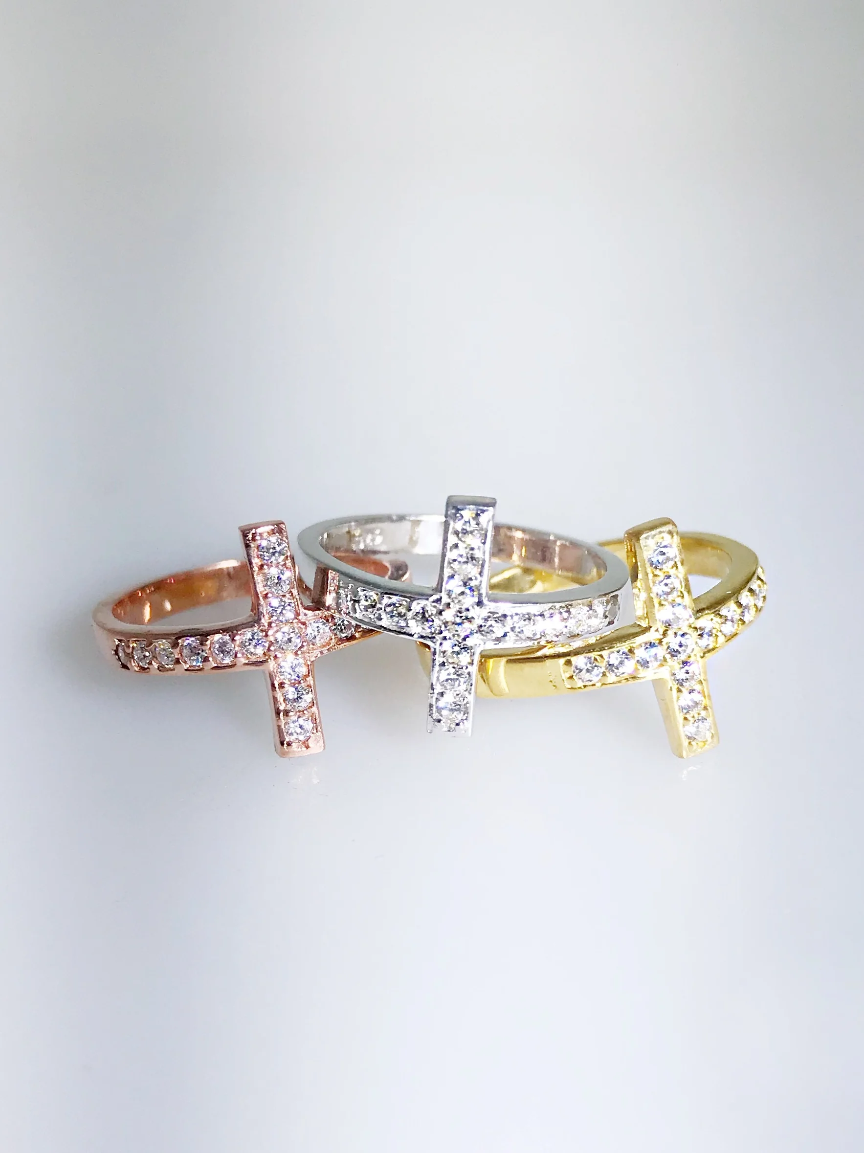 CZ Cross Ring