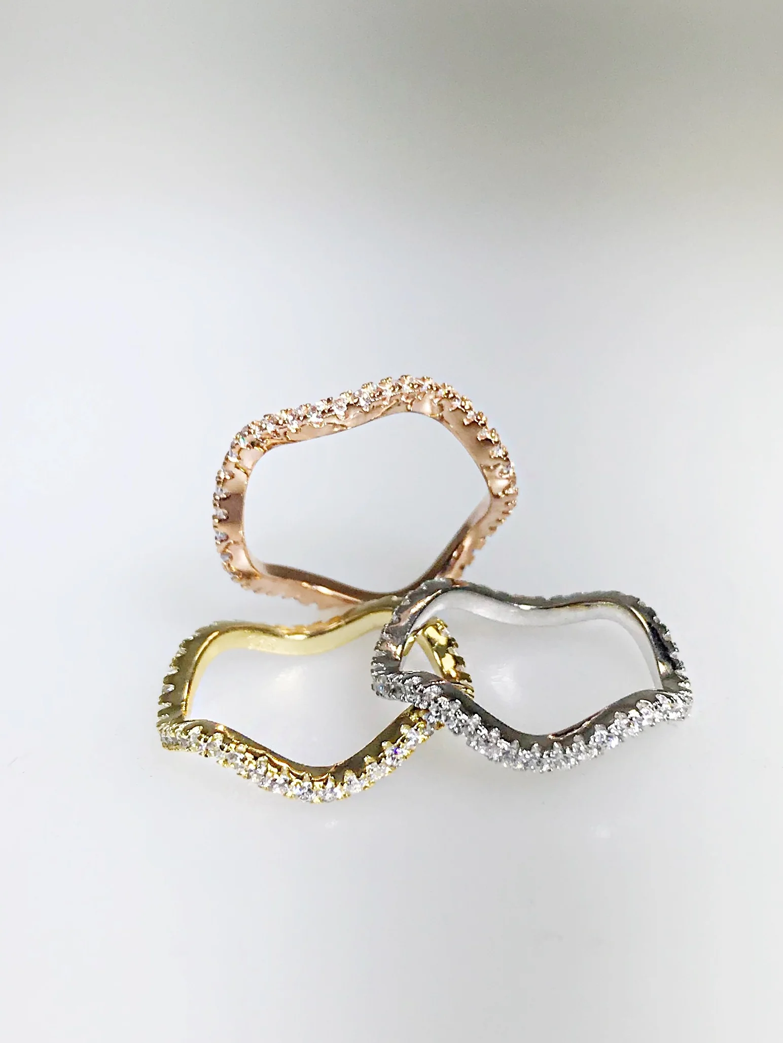 CZ Wavy Mid-Finger Ring