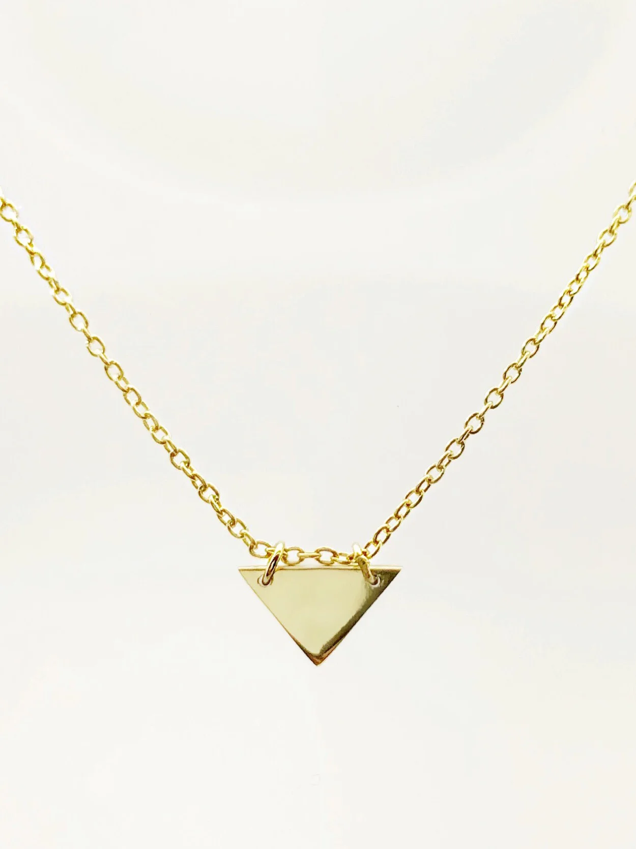 Basic Triangle Pendant Necklace
