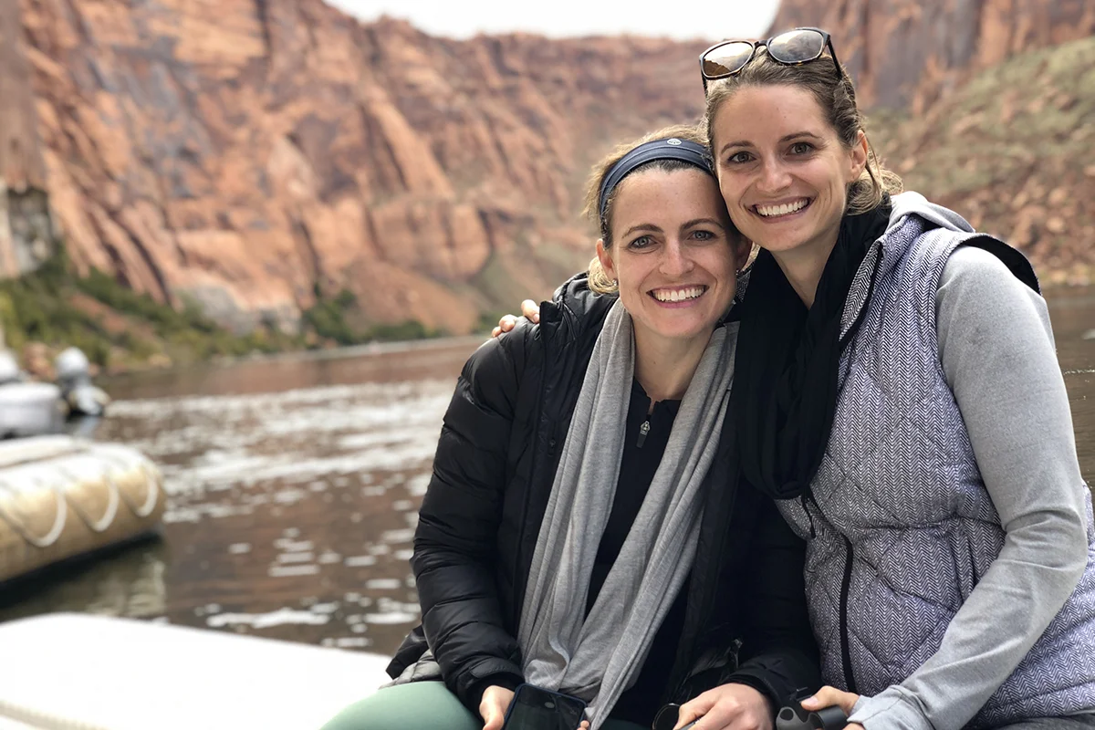 Tara_LakePowell_SenitaSisters.jpg