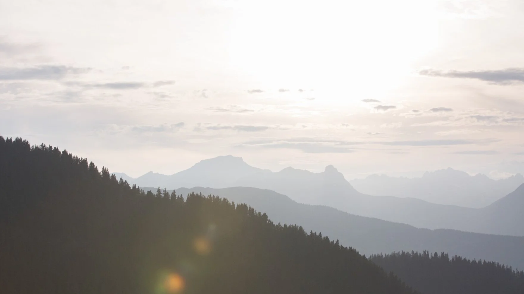 La+Tania+Mountain+Views+Small.jpg