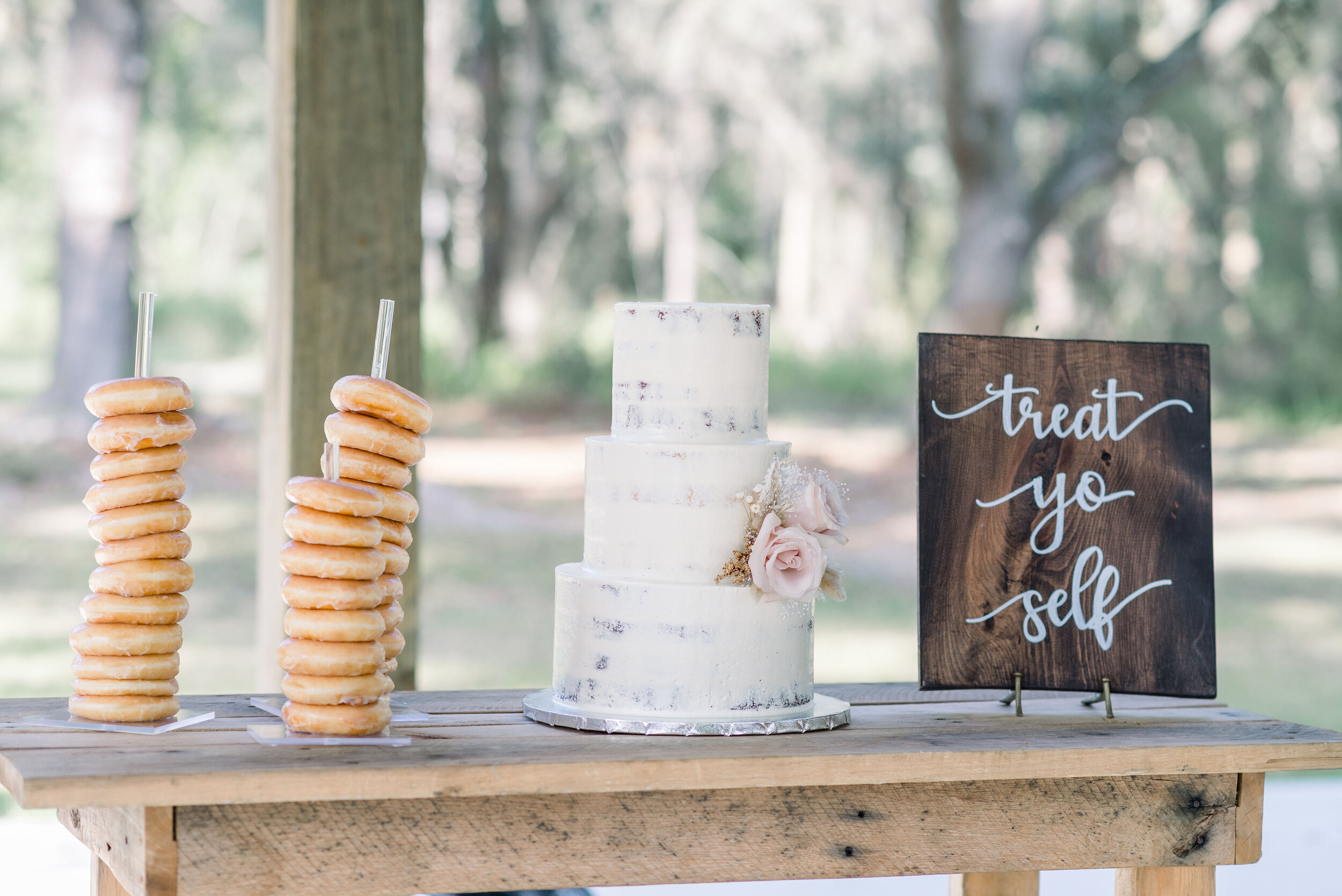 wedding-donuts-dessert-table.jpg