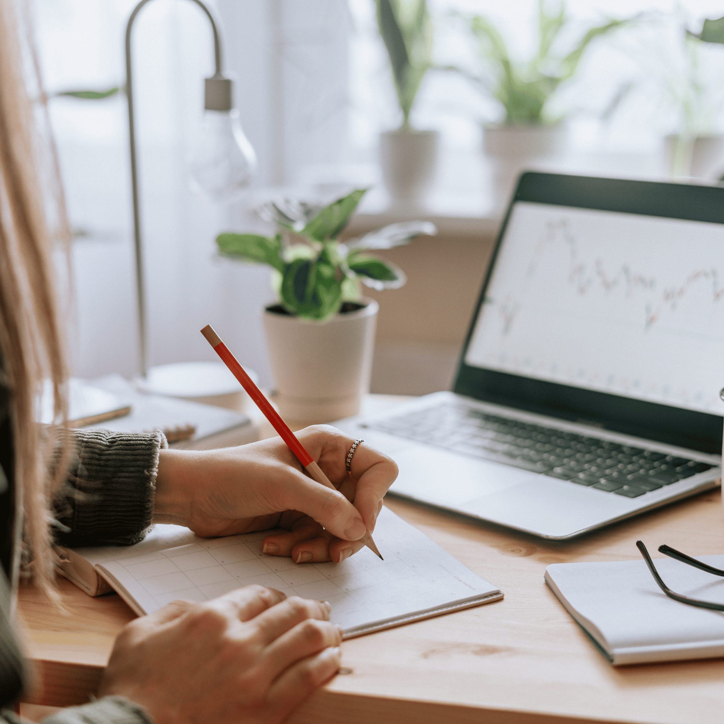 service provider using website growth system to build a sustainable service-based business with content marketing strategies, SEO tips, and backlink building