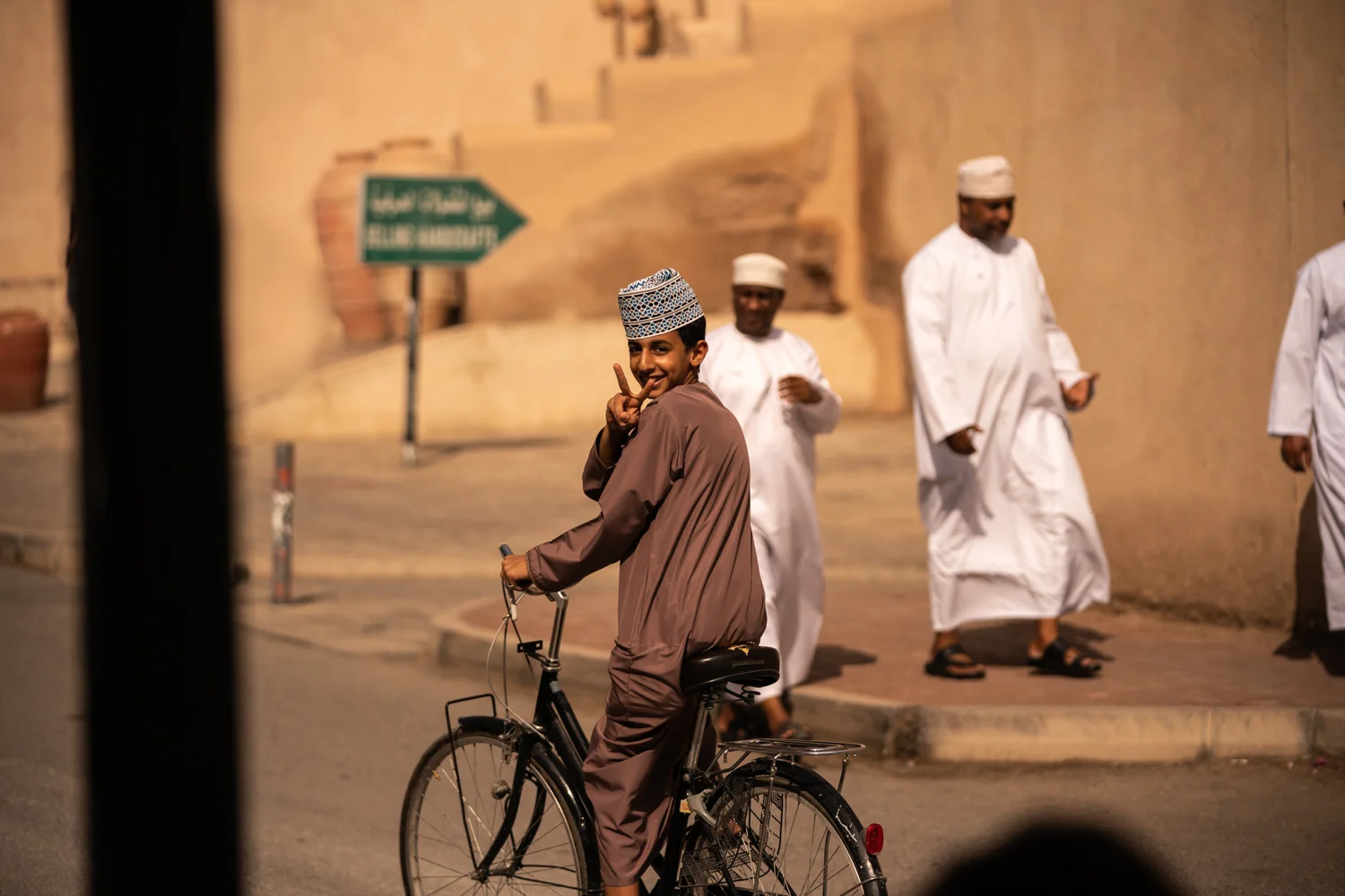 Junge mit Velo_DSC2557.jpg