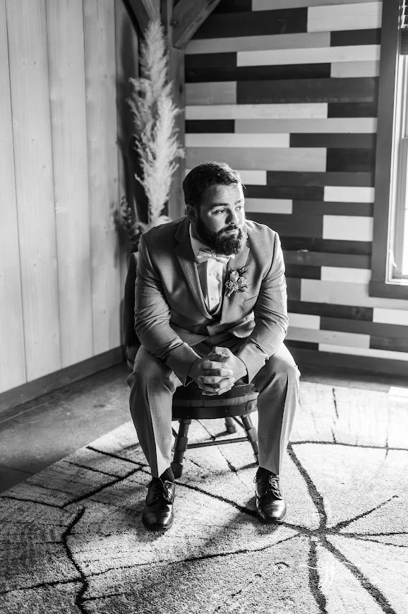 groom suite.jpg