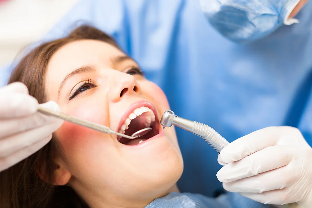 AdobeStock_67766775-dental-hygienist-thanet-smile.jpg