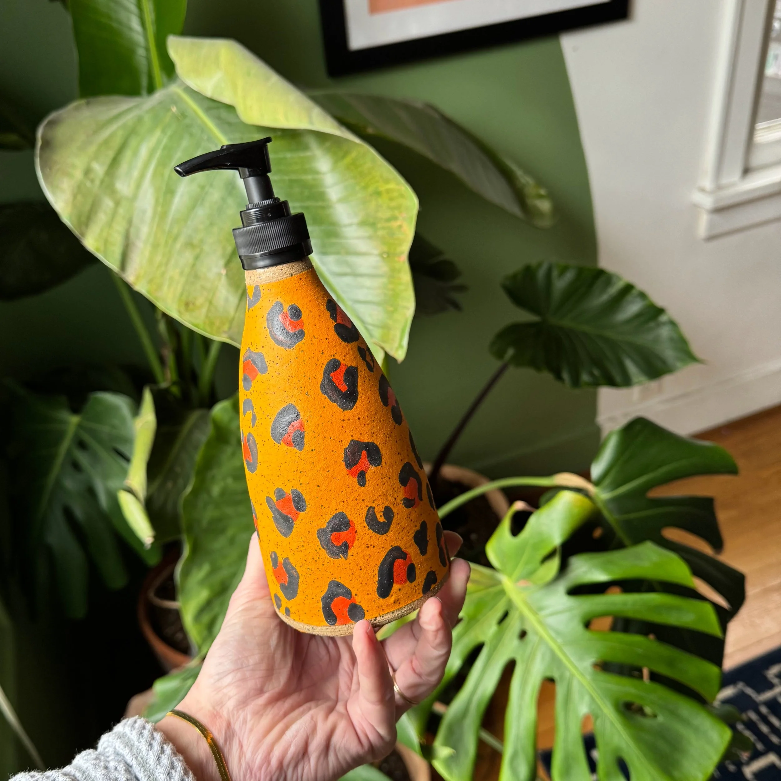 Leopard Print Soap Dispenser 2