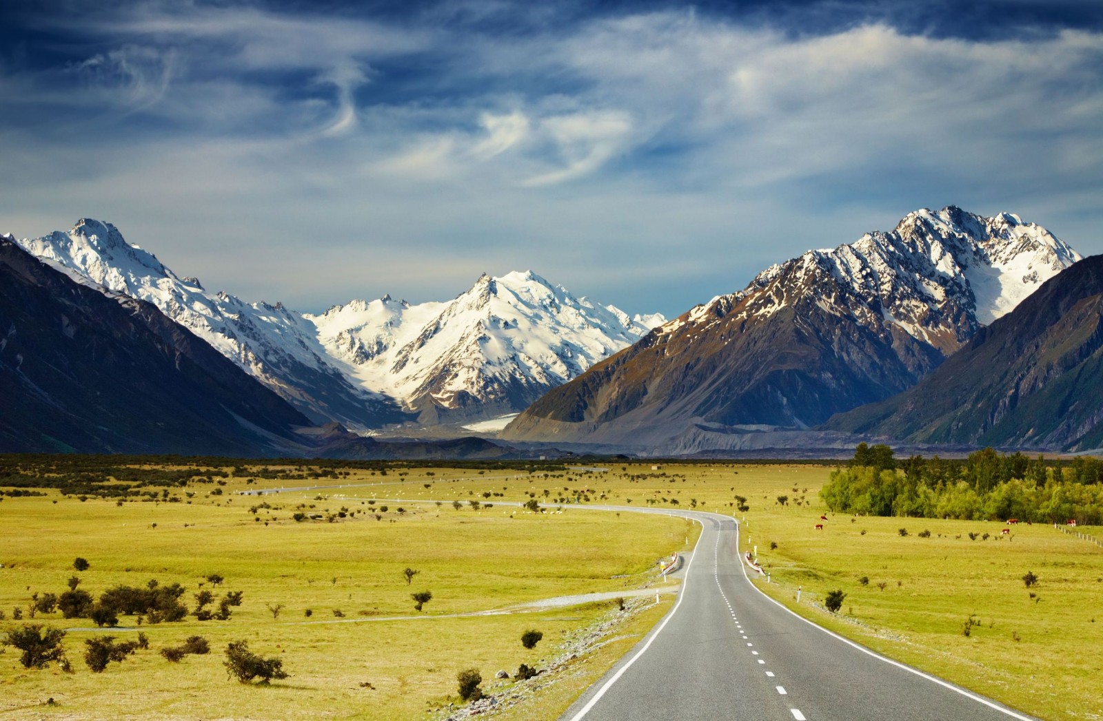 Visit-New-Zealand-Landscape-With-Road-and-Snowy-Mountains-Southern-Alps-New-Zealand-1600x10471.jpg