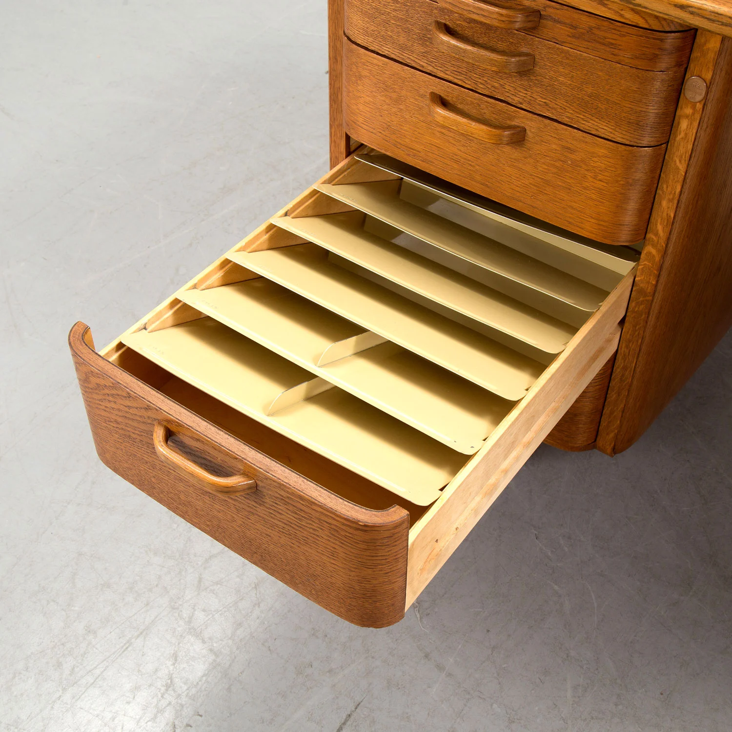MID-20TH-CENTURY-DESK-AND-CHAIR-BY-FACIT-SWEDEN-8.jpg