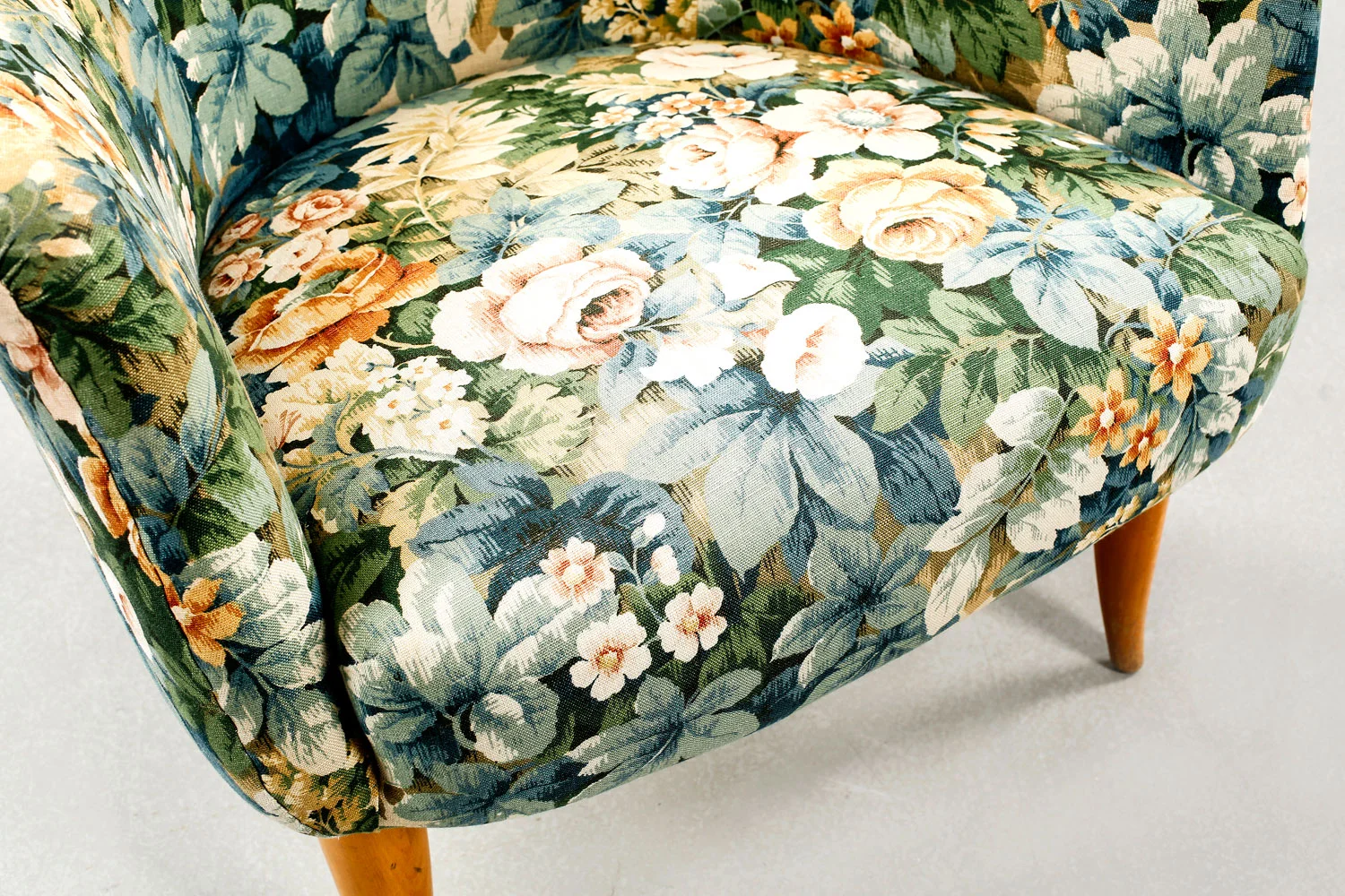 LITTLE-ADAM-ARMCHAIR-BY-KERSTIN-HORLIN-HOLMQUIST-5.jpg