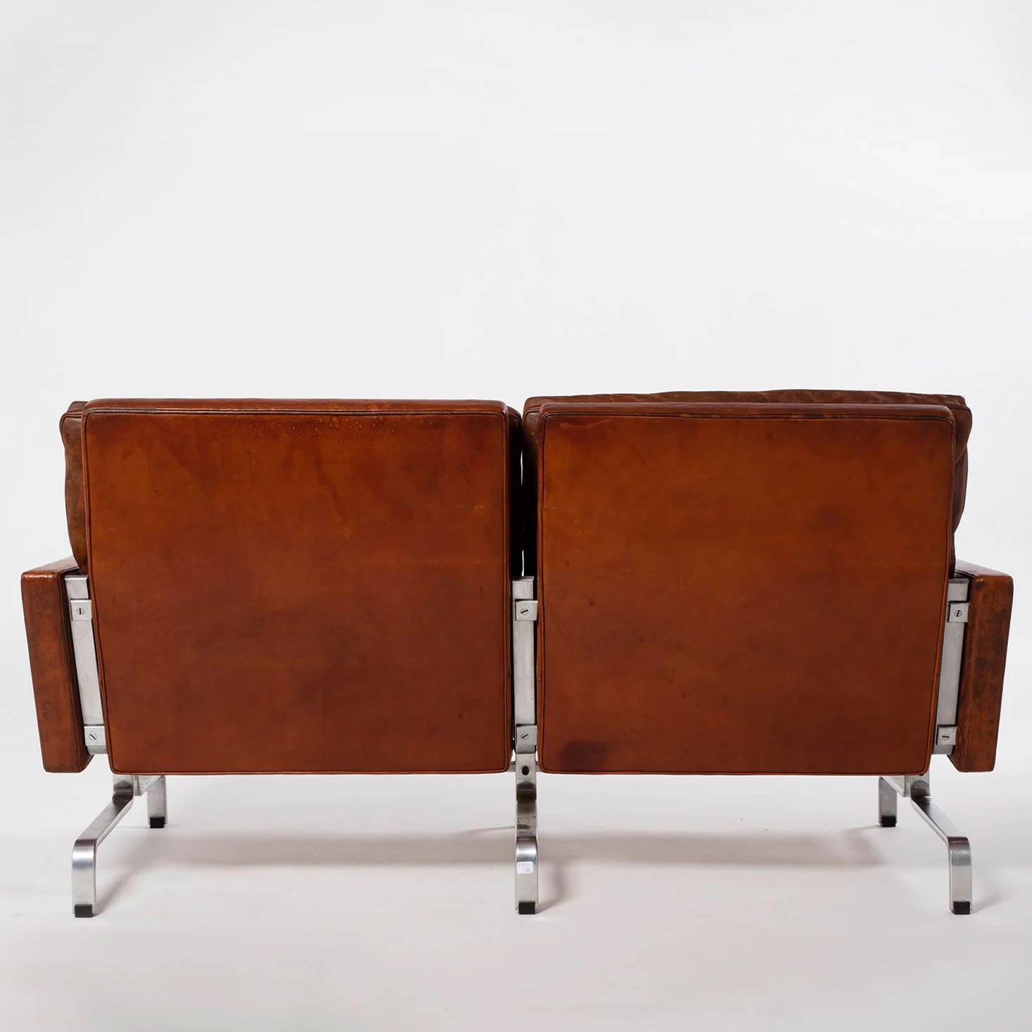KJAERHOLM-sofa.jpg