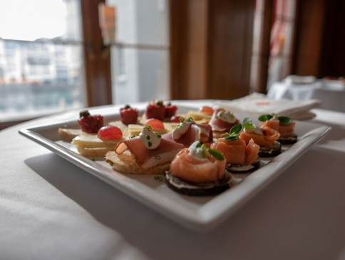 Fingerfood bereitgestellt von Zunfthaus zur Zimmerleuten