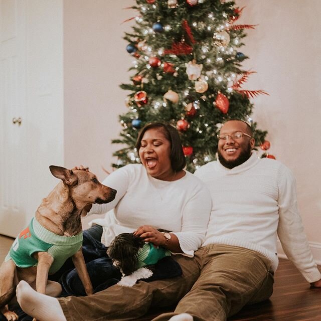 Merry Christmas from my little family to yours. Wishing you nothing but joy and love 🎄❤️