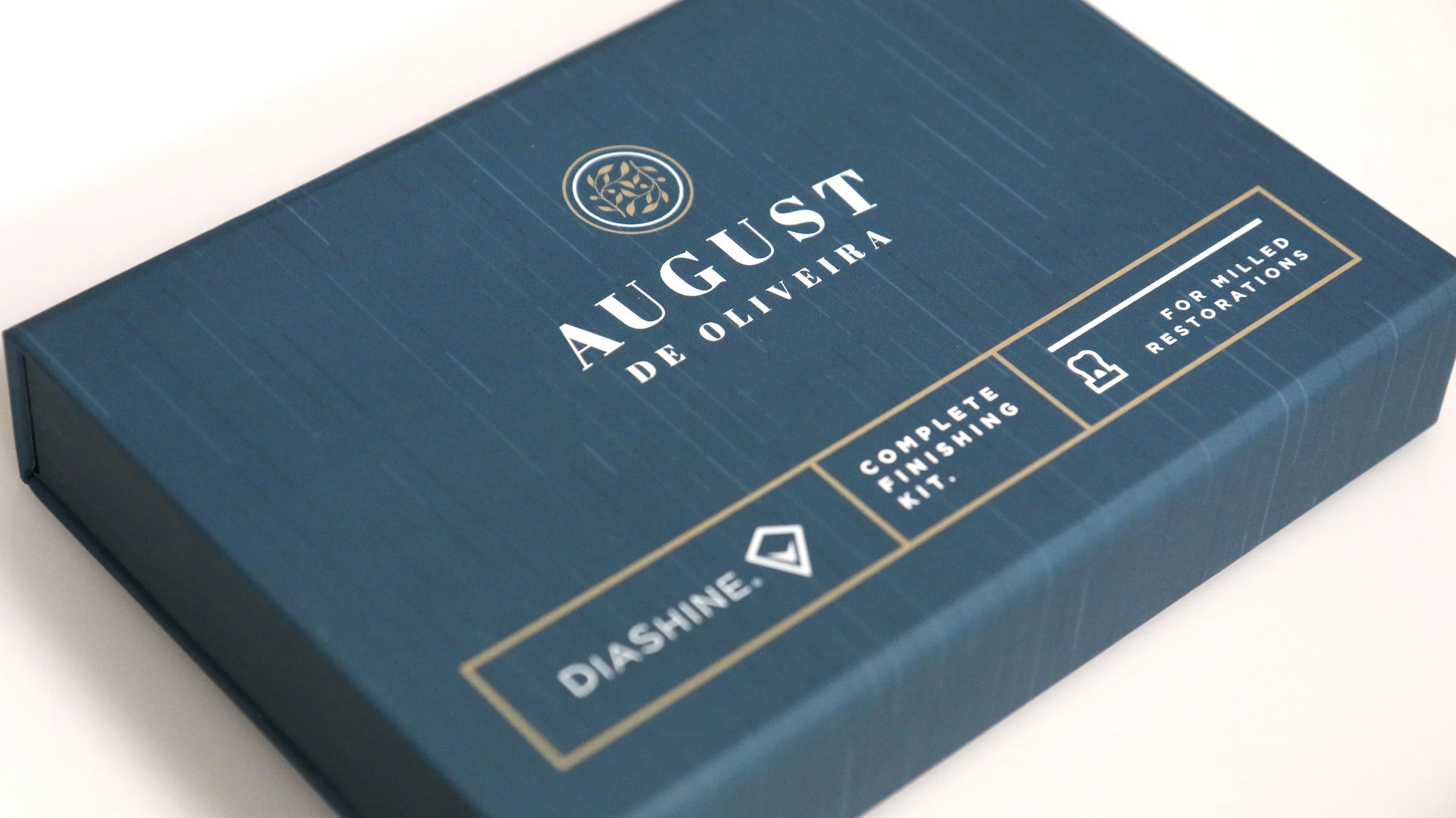 Achieving a Brilliant Finish with the DiaShine Polishing Kit by Dr. August DeOliveira