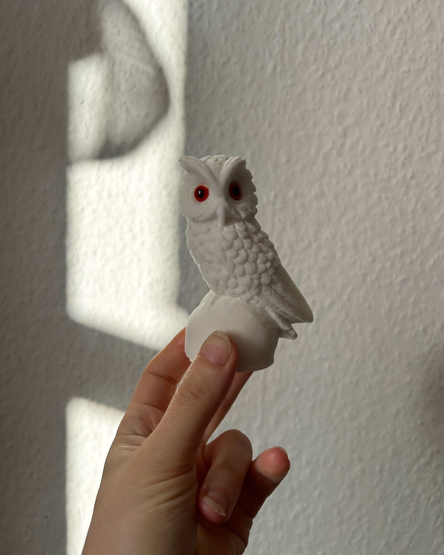 Today&rsquo;s job&hellip; attempting to make a plaster mould of this guy so I can slip cast an army of owls to use as glaze test tiles🦉