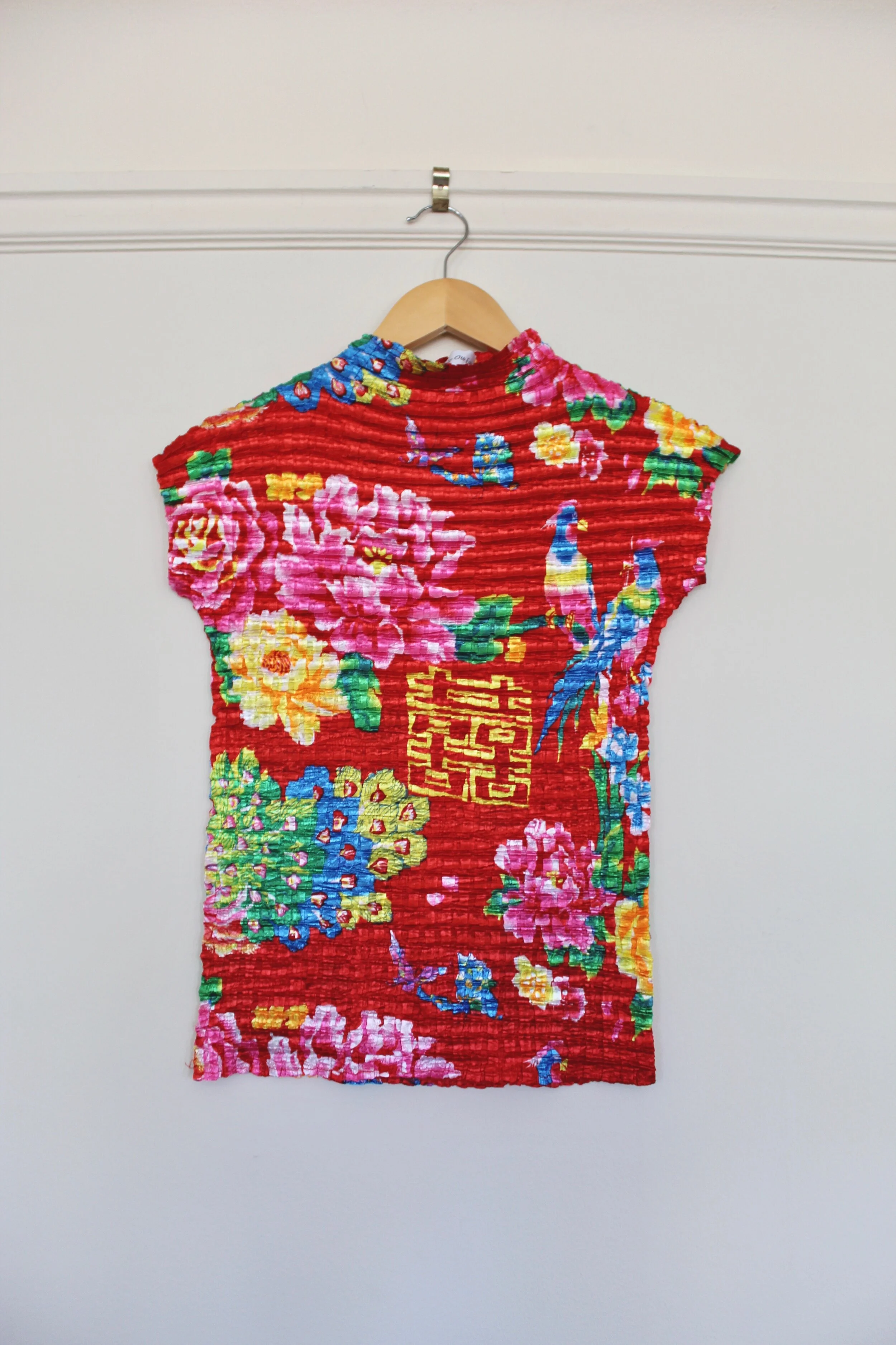 Y2K PARROT CRINKLE TOP - Los Altos Hills, Ca