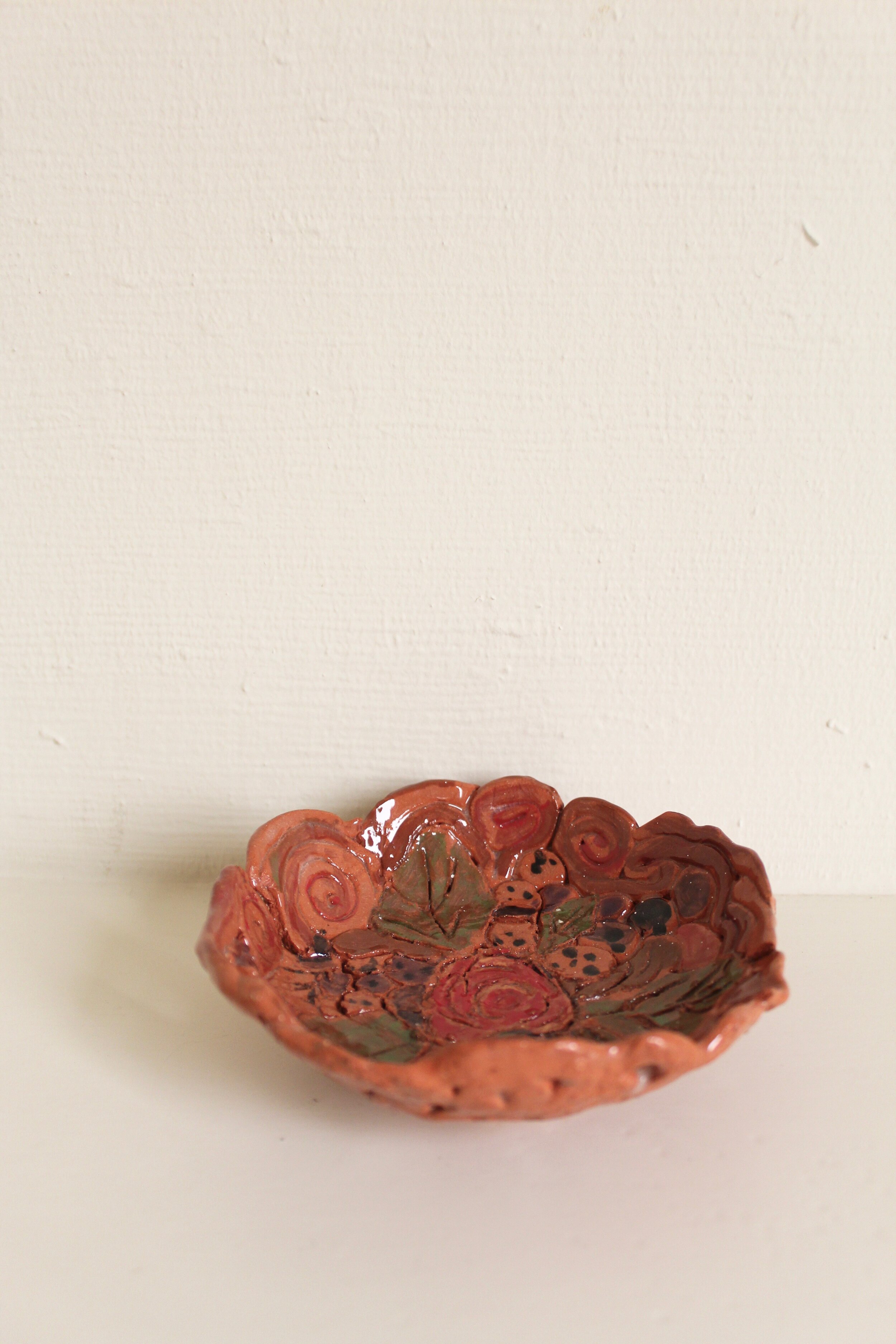 2014 terracotta roses dish