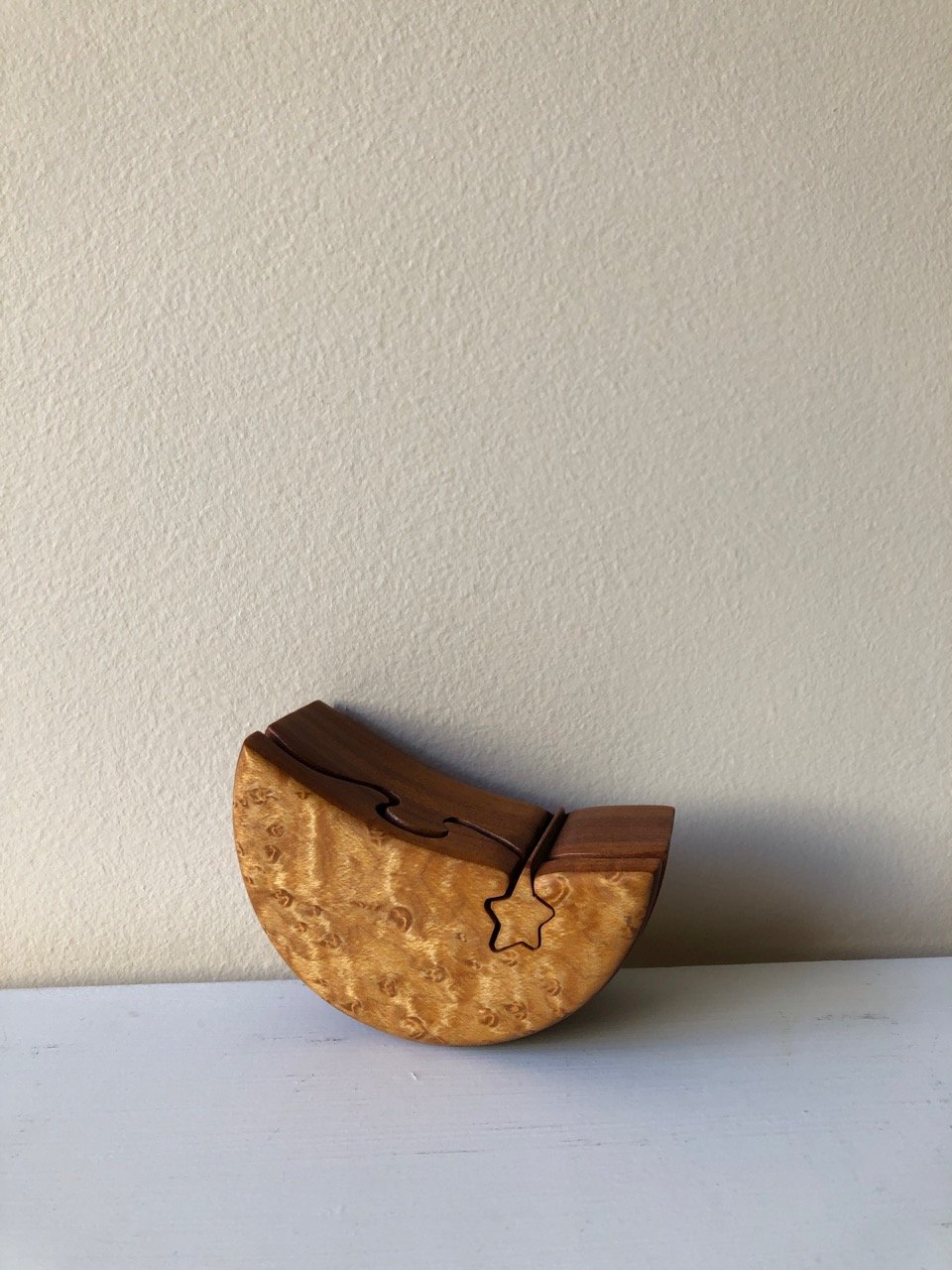 90s MOON AND STAR HAND CARVED PUZZLE BOX