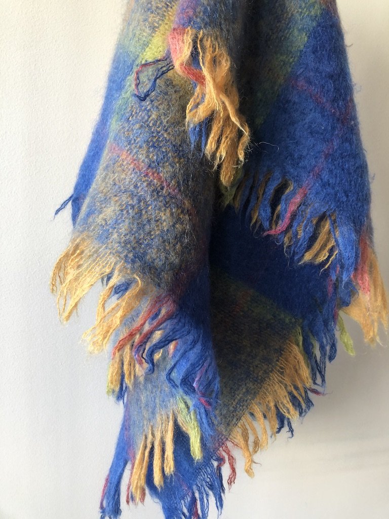 VINTAGE PLAID MOHAIR THROW