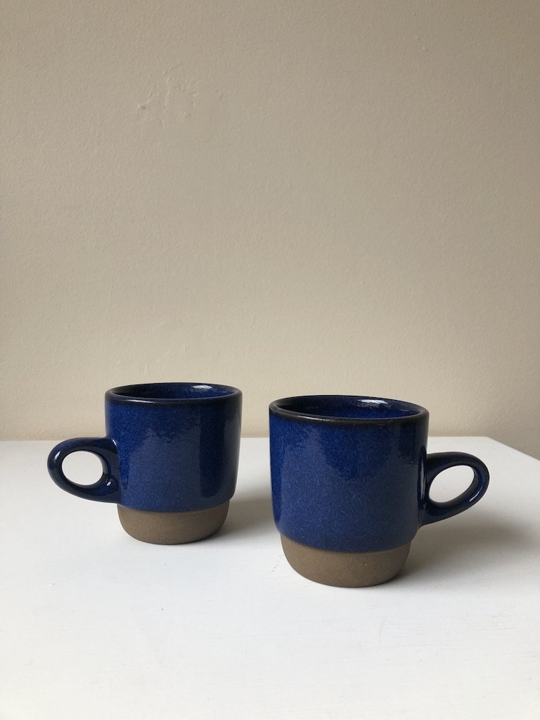 pick up only ! 70s PAIR OF STUDIO MUGS