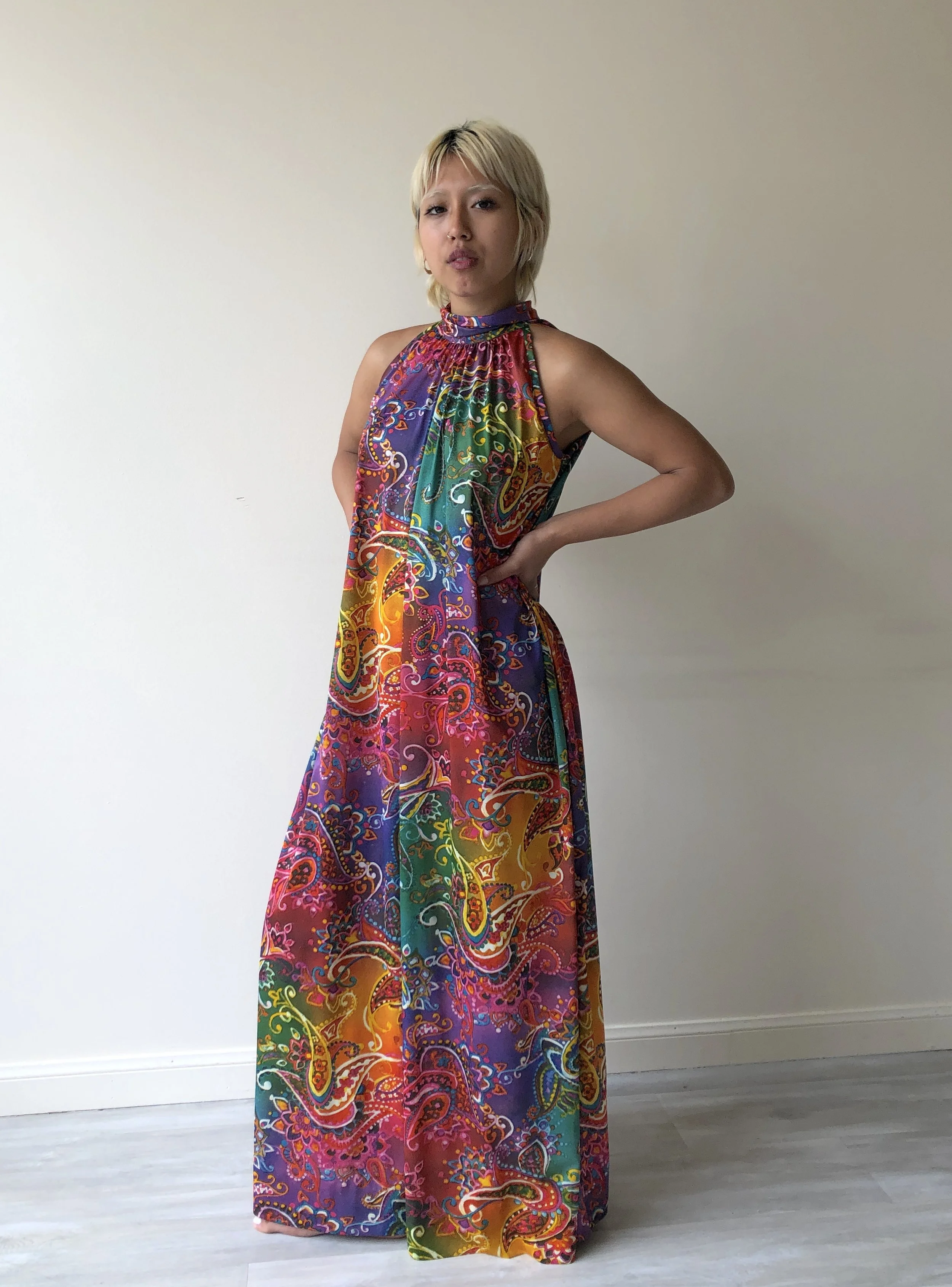 70s PAISLEY SLEEVELESS DRESS - Hayward, Ca