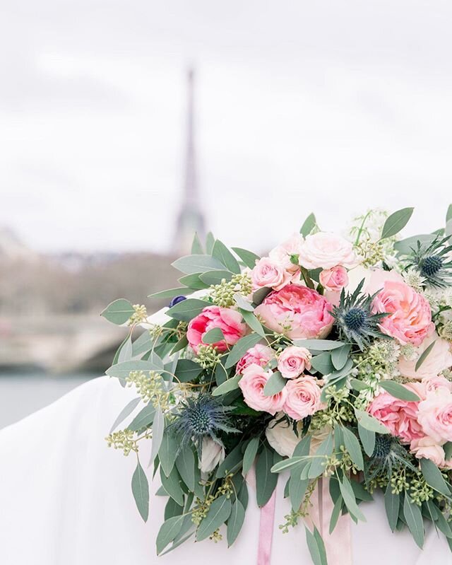 I hope everyone had a fun Easter! This photo was taken from the Pont Alexandre III bridge with a gorgeous view of Madame Eiffel Tower ❤️
.
.
.
Planning &amp; Design: @alafrancaiseevents 
Photo: @photographerinparis 
Floral Design: @refletsfleurs 
Dre