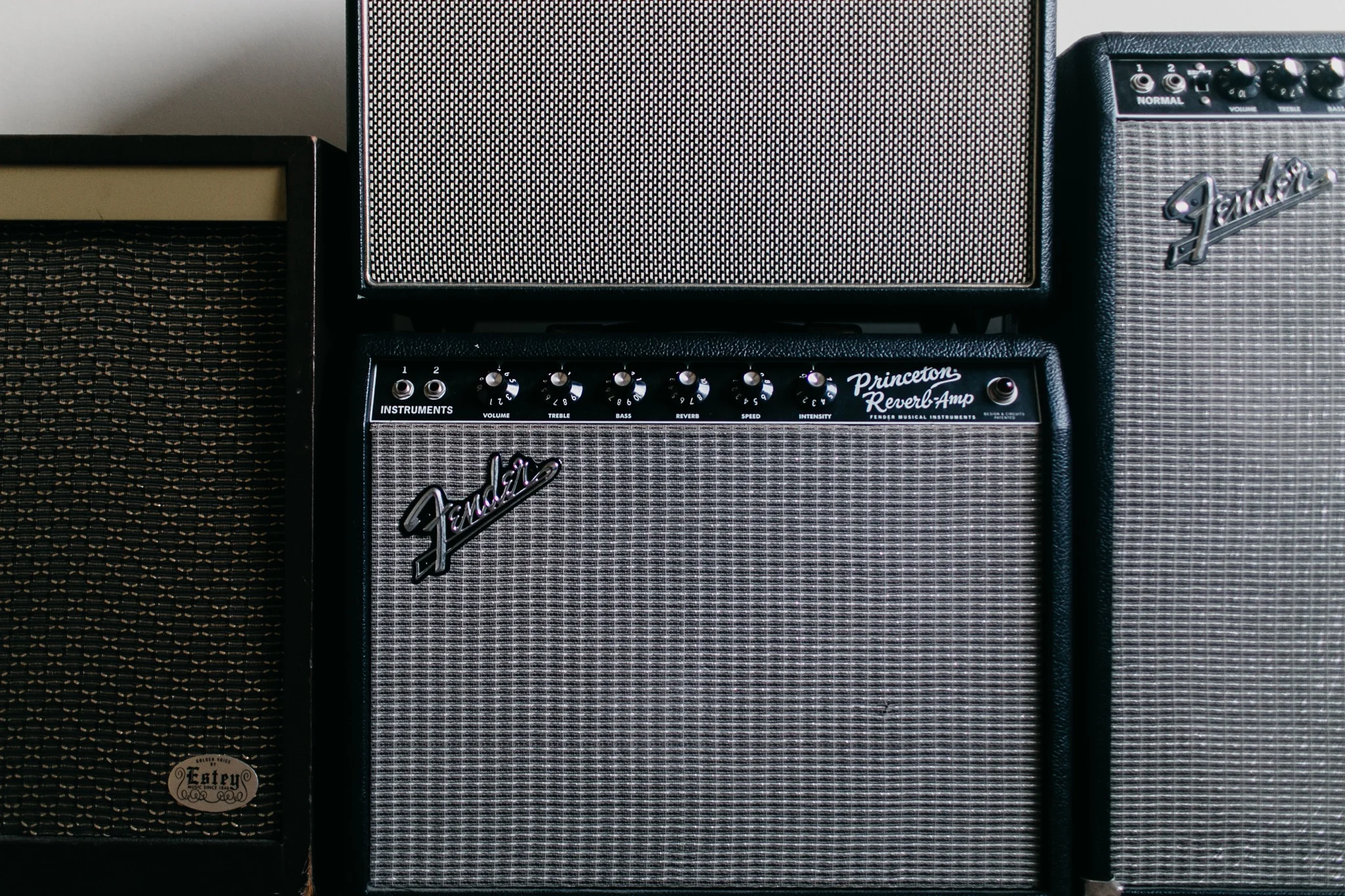 Renberg tube amp repair_heather shane photo-6979.jpg