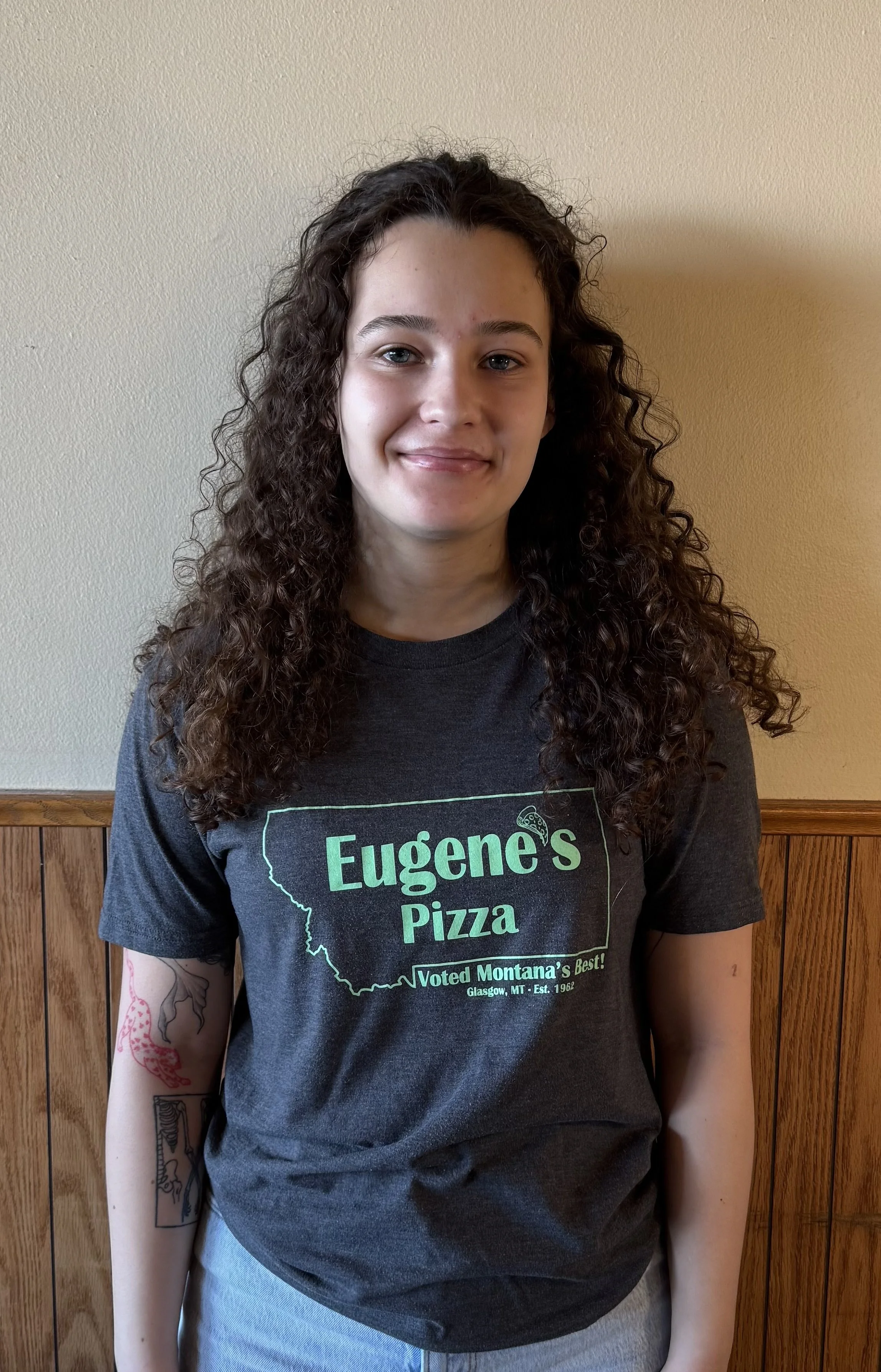 Eugene's Pizza
"Montana Outline" T-Shirt