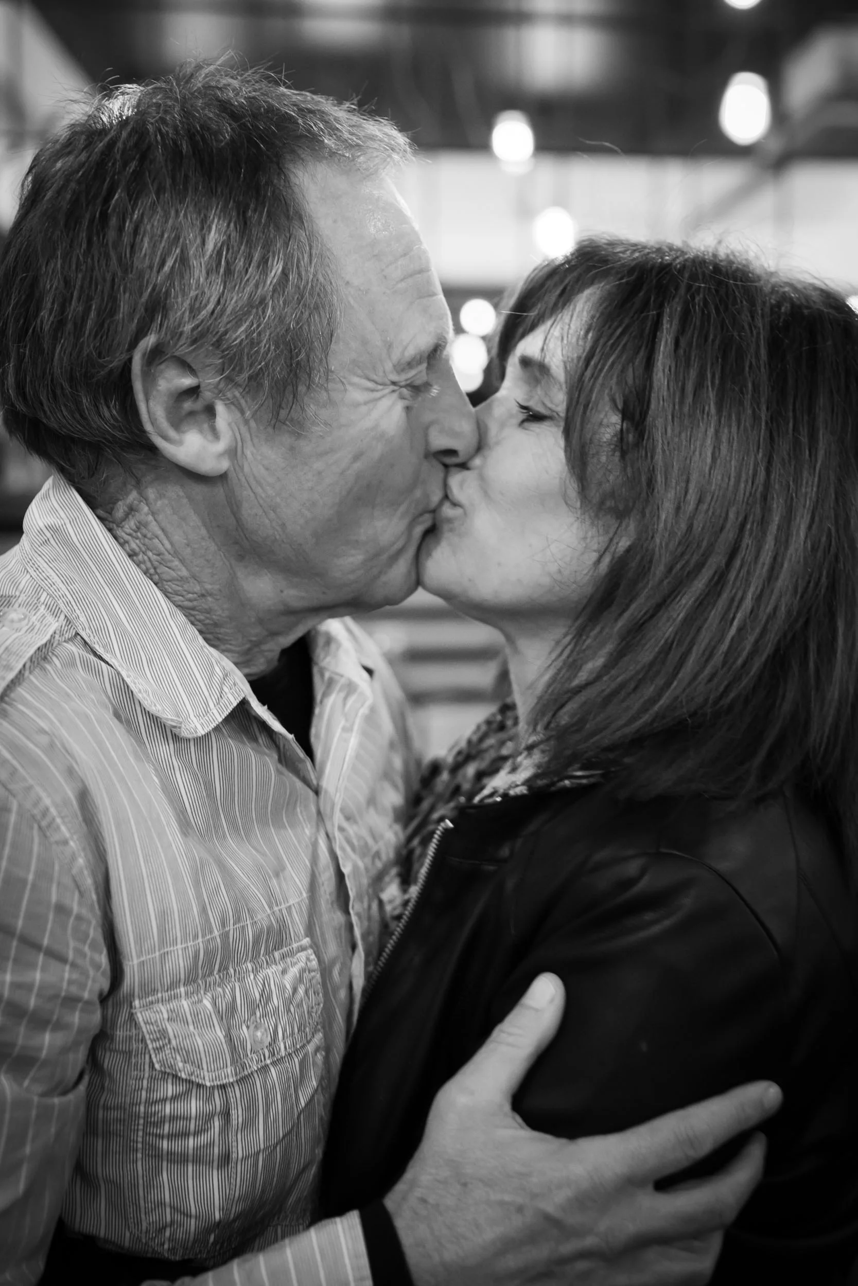 kissing couple