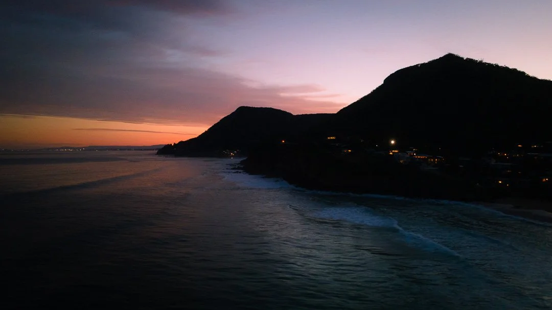 Day 26 of #makeawave for @surfaid 

This was the closest I've come all challenge to missing the light and nearly missing the shot of the day. Raced down into Stanwell Park to grab the last little snippet of sunset. It did not disappoint