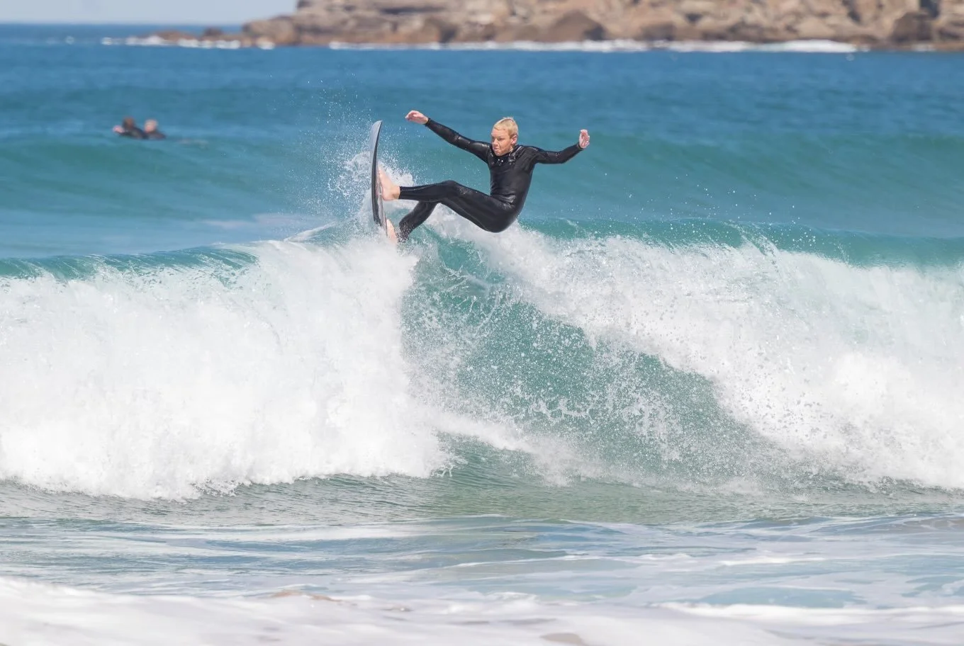 Day 19 of #makeawave for @surfaid and the boys had a great time playing on the rights
