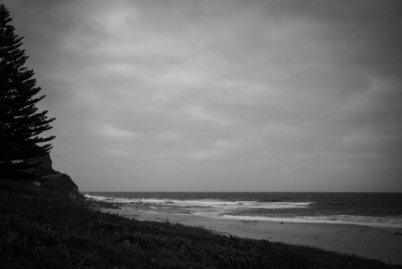 Day 21 of #makeawave for @surfaid - the southerly hit and it&rsquo;s was all a bit meh