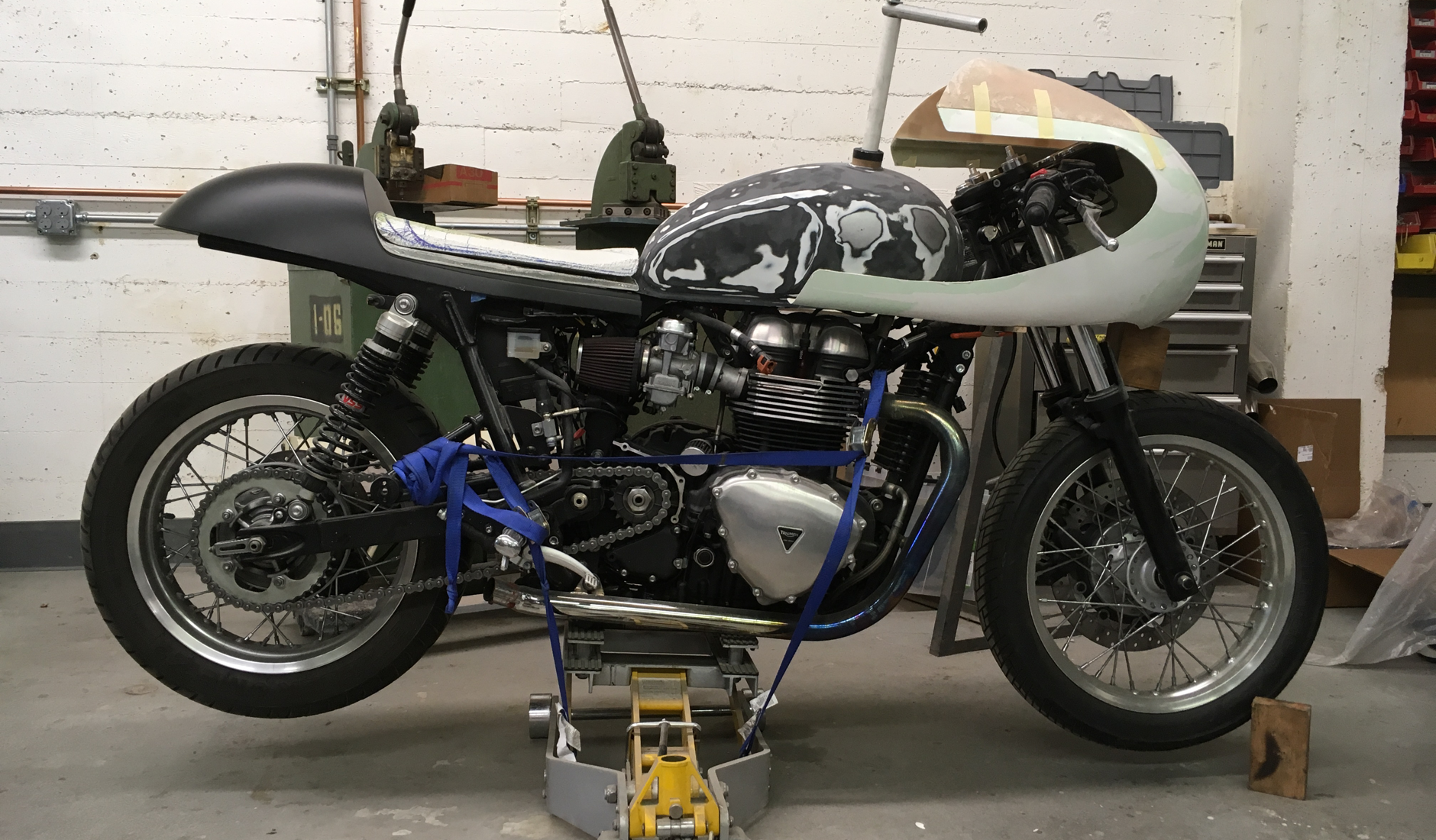 2013 Thruxton body work