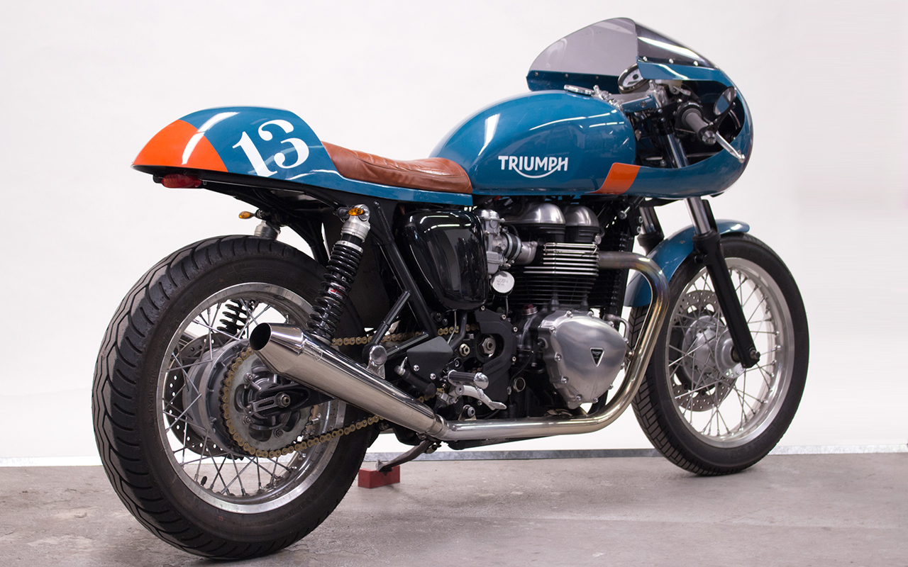 ThruxtonTT-7460-x.jpg