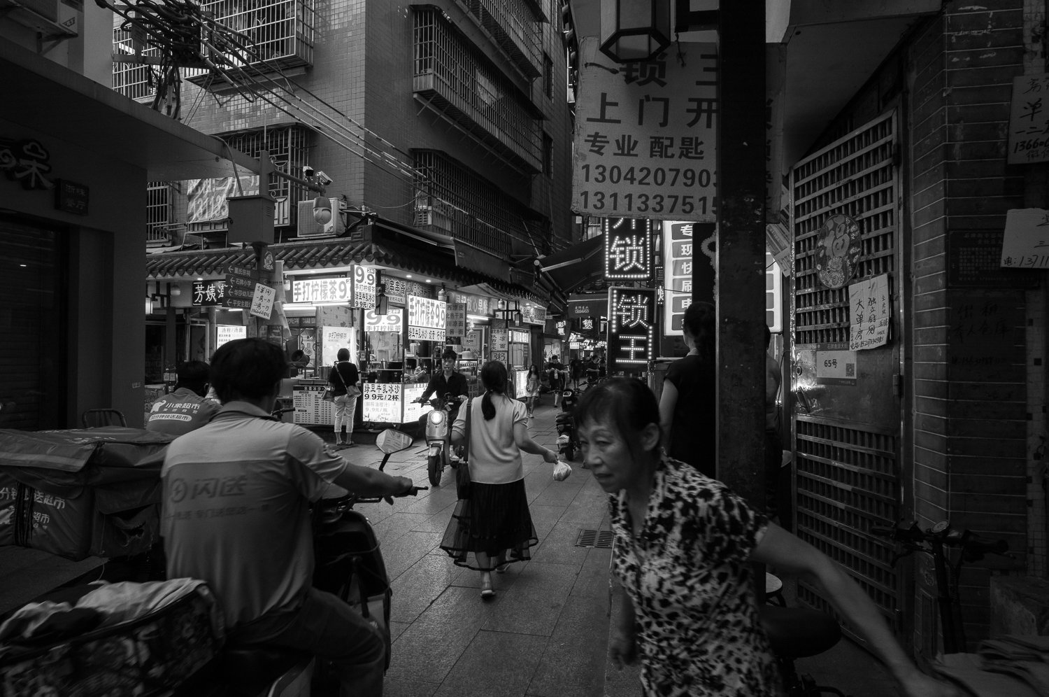 L1003981-3.jpg