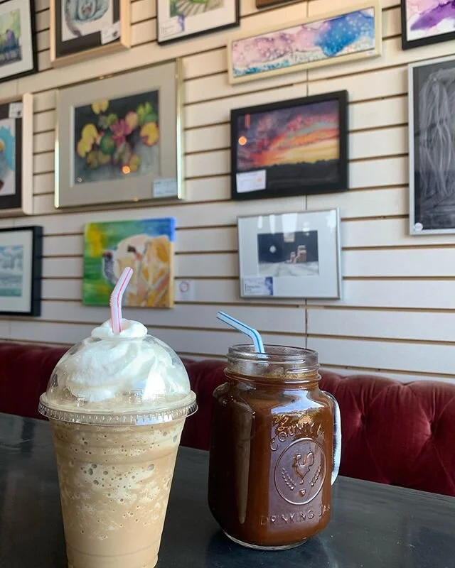 Colossi&rsquo;s is OPEN &amp; COLD BREW IS BACK!!
You are welcome to come in to order and takeout or call 403-652-2181 to place your order for curb side pickup or delivery!
Our spring specials are also here for everyone to enjoy on this sunny spring 