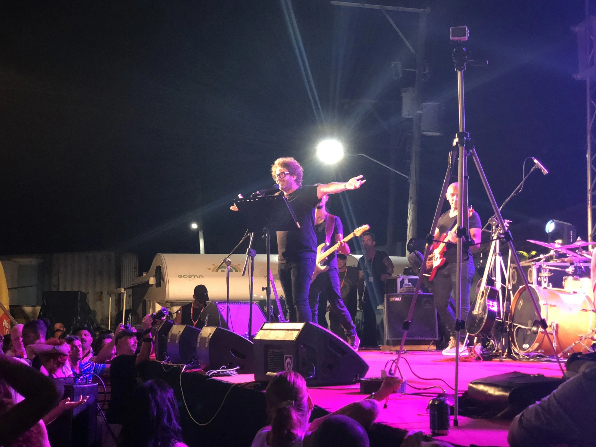 Cuban pop singer Raul Paz dazzles the crowd at Gibara.