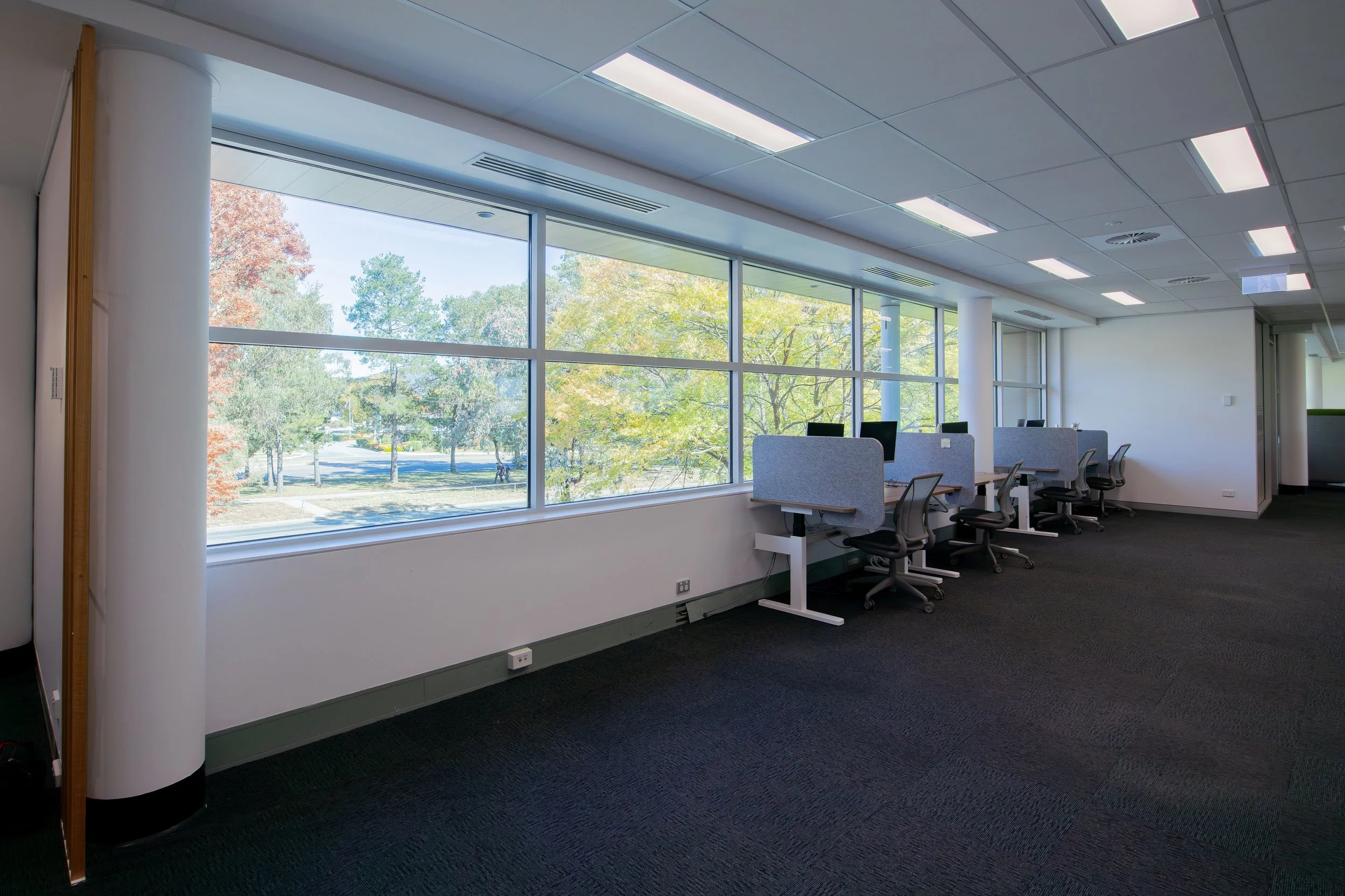 255 Cbr Ave Facade_Offices-IMG_0057.jpg