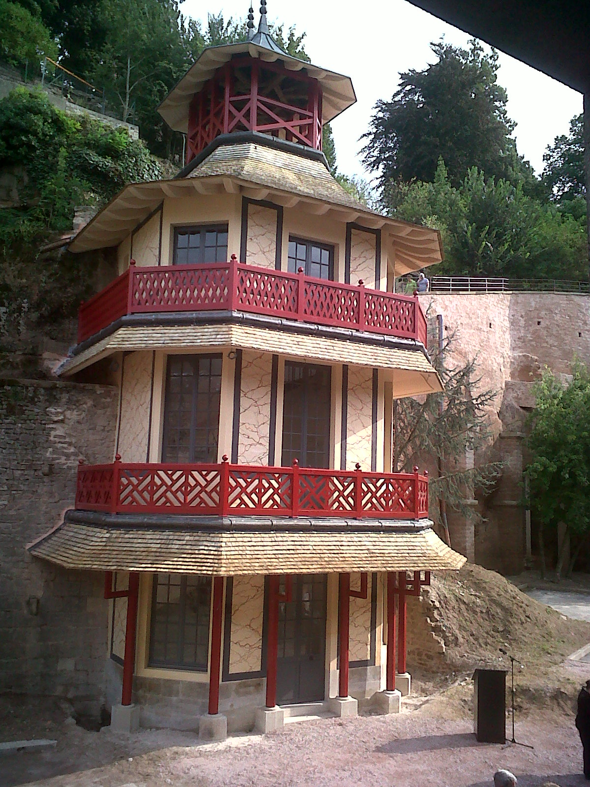 epinal tour chinose restaurée.jpg