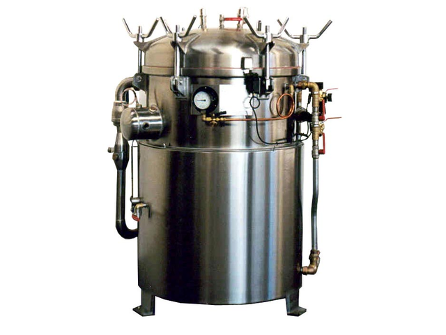  Stérilisateur autoclave que nous utilisons pour pasteuriser nos produits