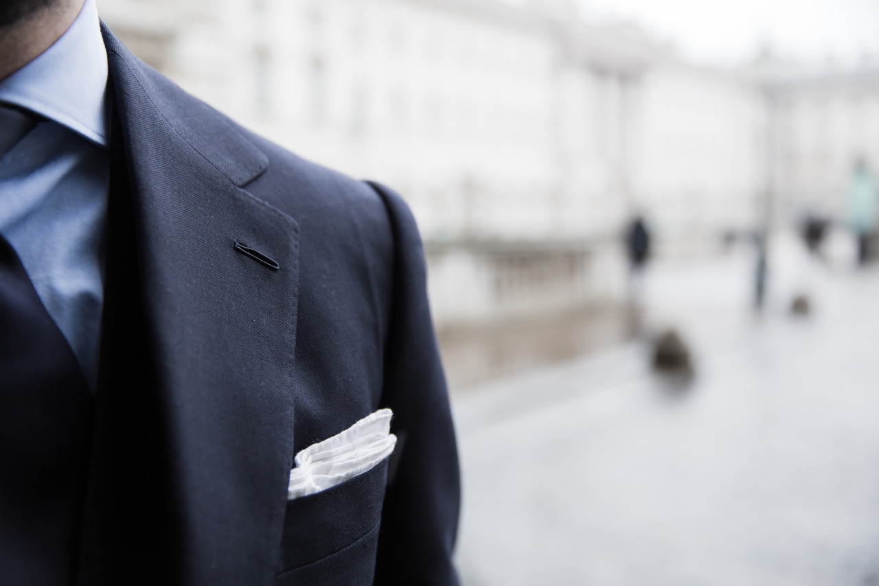 Cifonelli-navy-suit-buttonhole-shoulder.jpeg