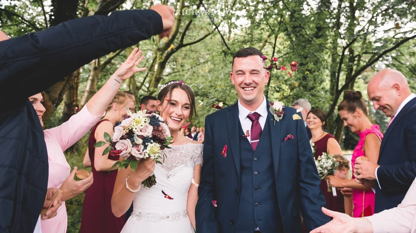 maroon summer wedding