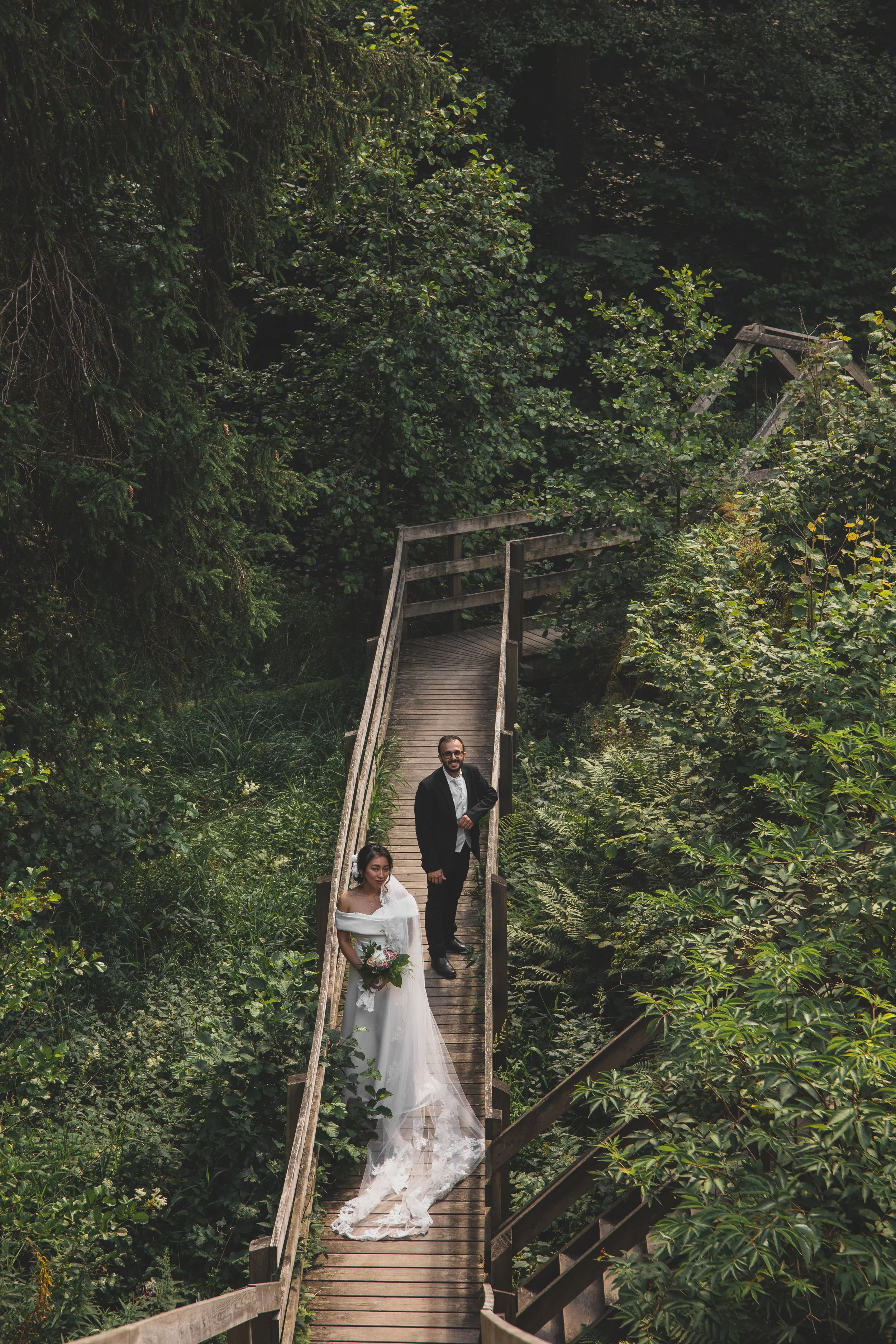 bröllopsfotograf pre wedding photoshoot .par family photographers