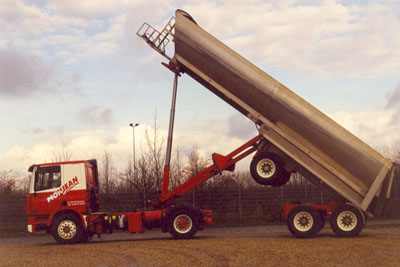 DAF CF mit ATM Kippmulde. Die erste Kippmulde dieses Typs, die in Deutschland betrieben wurde.